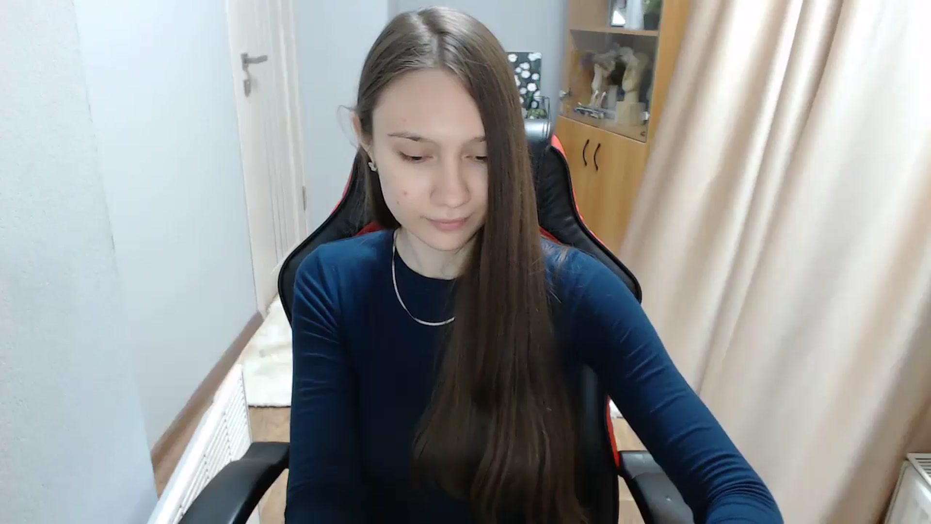 Gallery image thumbnail from AshleyDoll's myfreecams stream on, 04/13/2026, 11:06 image 15 of 20