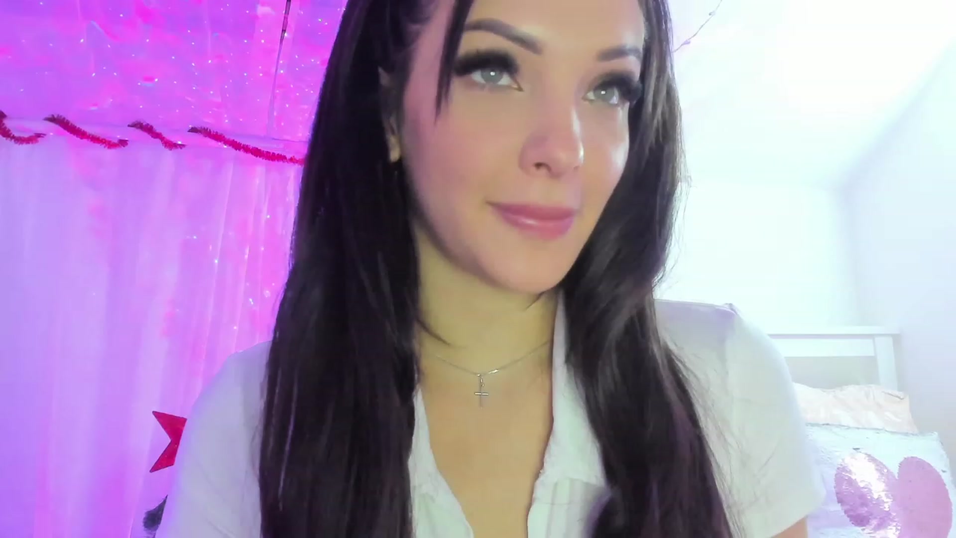 Gallery image thumbnail from AshleyJohnes's myfreecams stream on, 12/29/2022, 05:47 image 5 of 20
