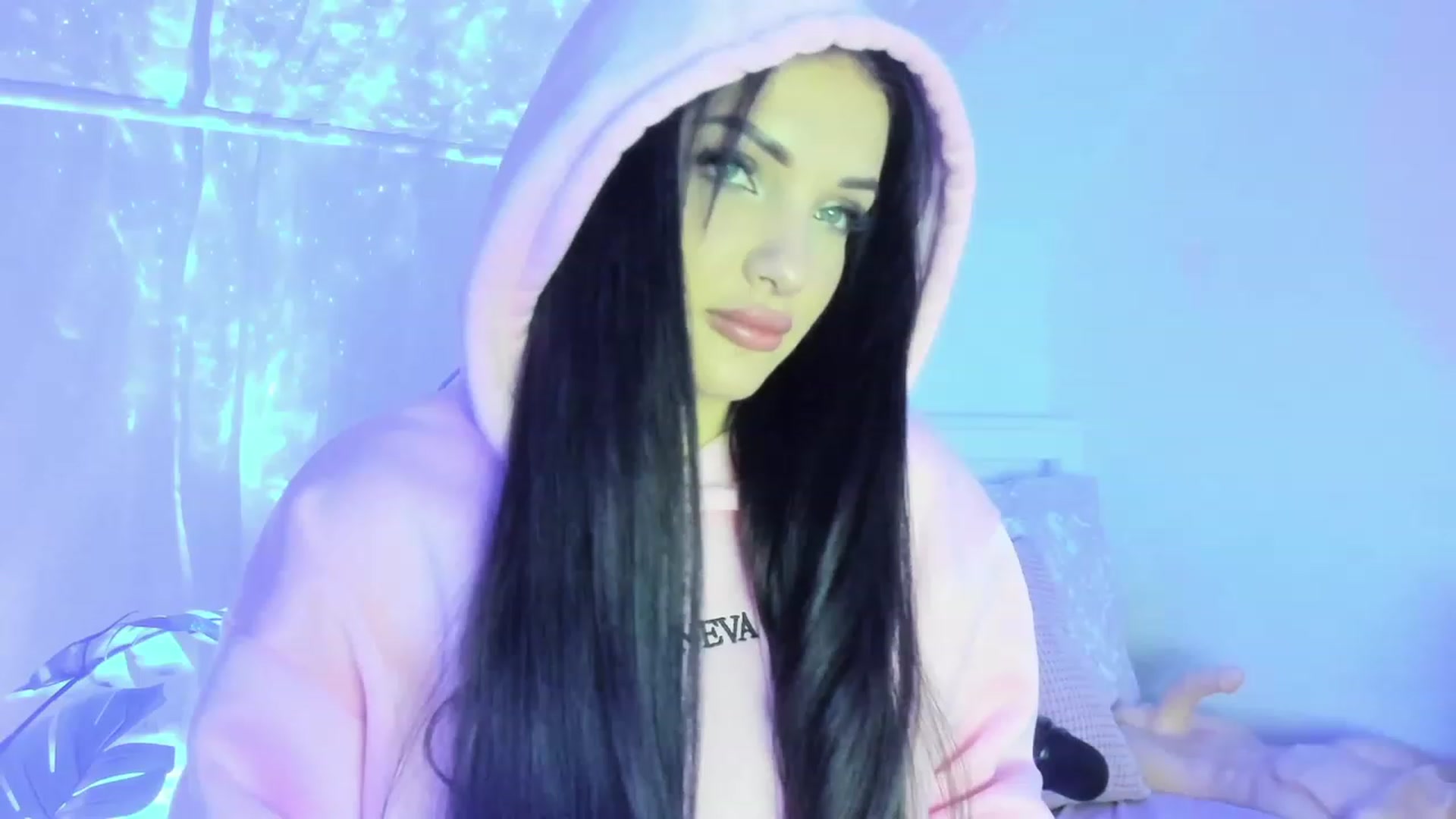 Gallery image thumbnail from AshleyJohnes's myfreecams stream on, 02/03/2023, 07:44 image 1 of 20