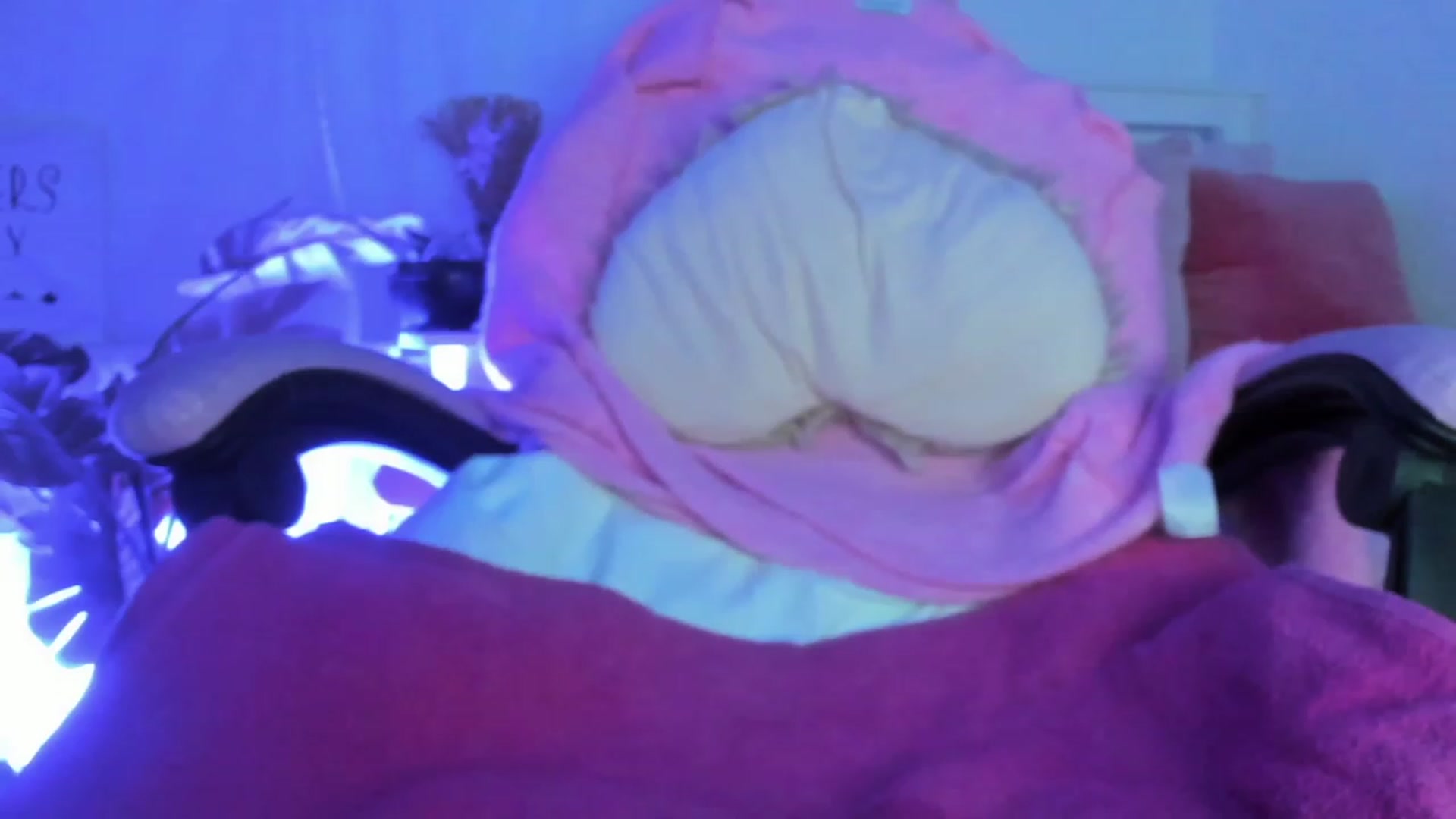 Gallery image thumbnail from AshleyJohnes's myfreecams stream on, 02/06/2023, 08:05 image 1 of 20