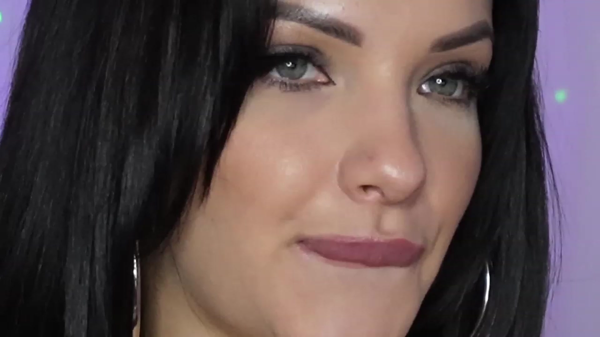 Gallery image thumbnail from AshleyJohnes's myfreecams stream on, 02/18/2023, 07:59 image 7 of 20