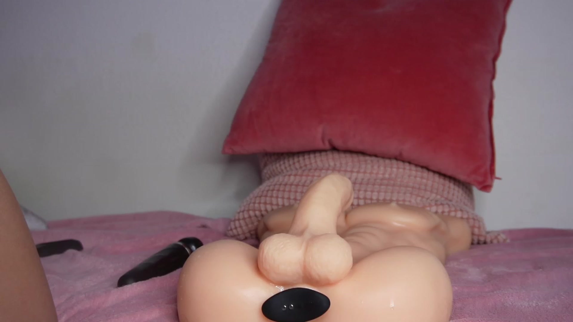 Gallery image thumbnail from AshleyJohnes's myfreecams stream on, 03/18/2023, 07:48 image 14 of 20