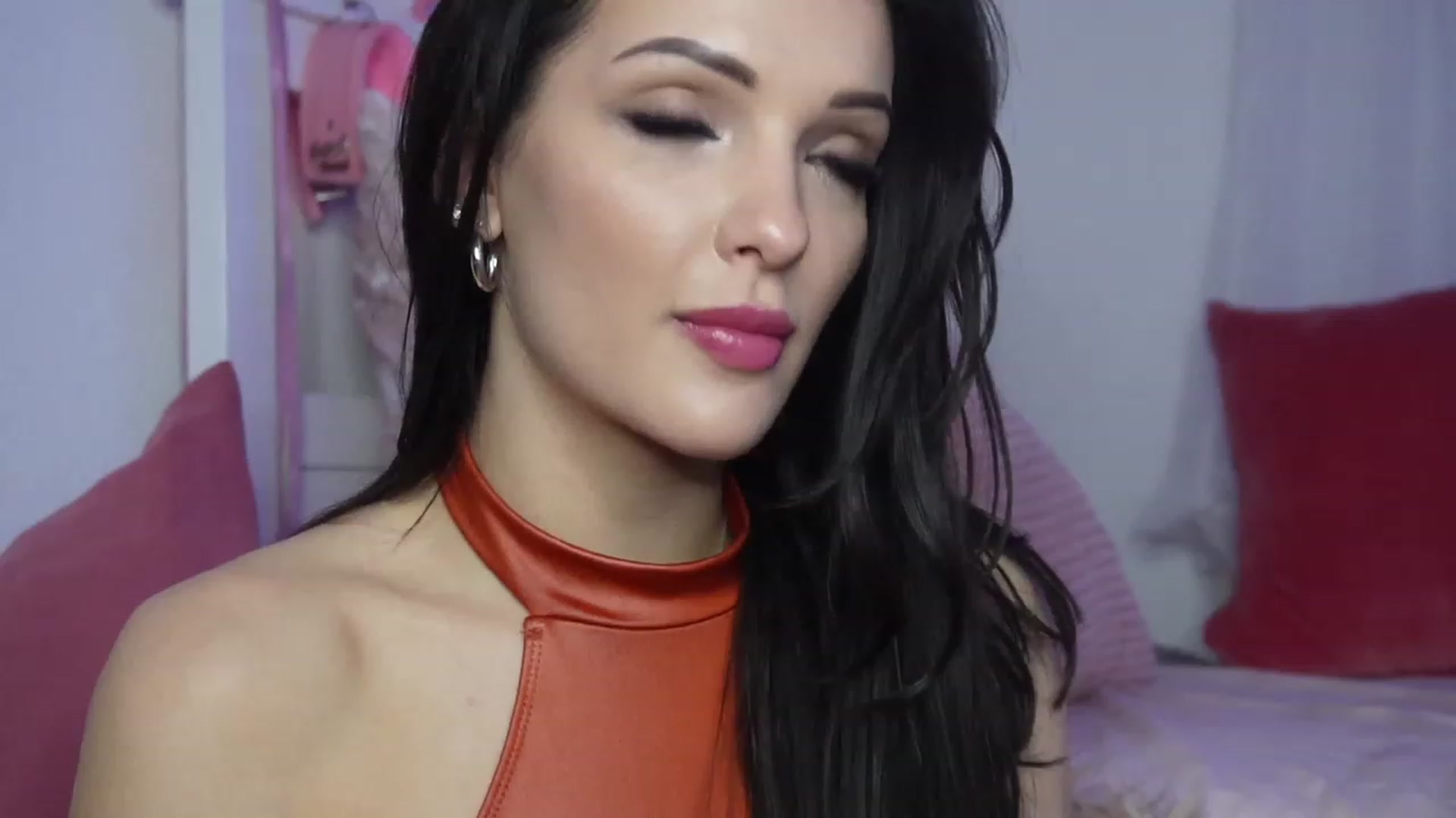 Gallery image thumbnail from AshleyJohnes's myfreecams stream on, 05/06/2023, 07:05 image 6 of 20