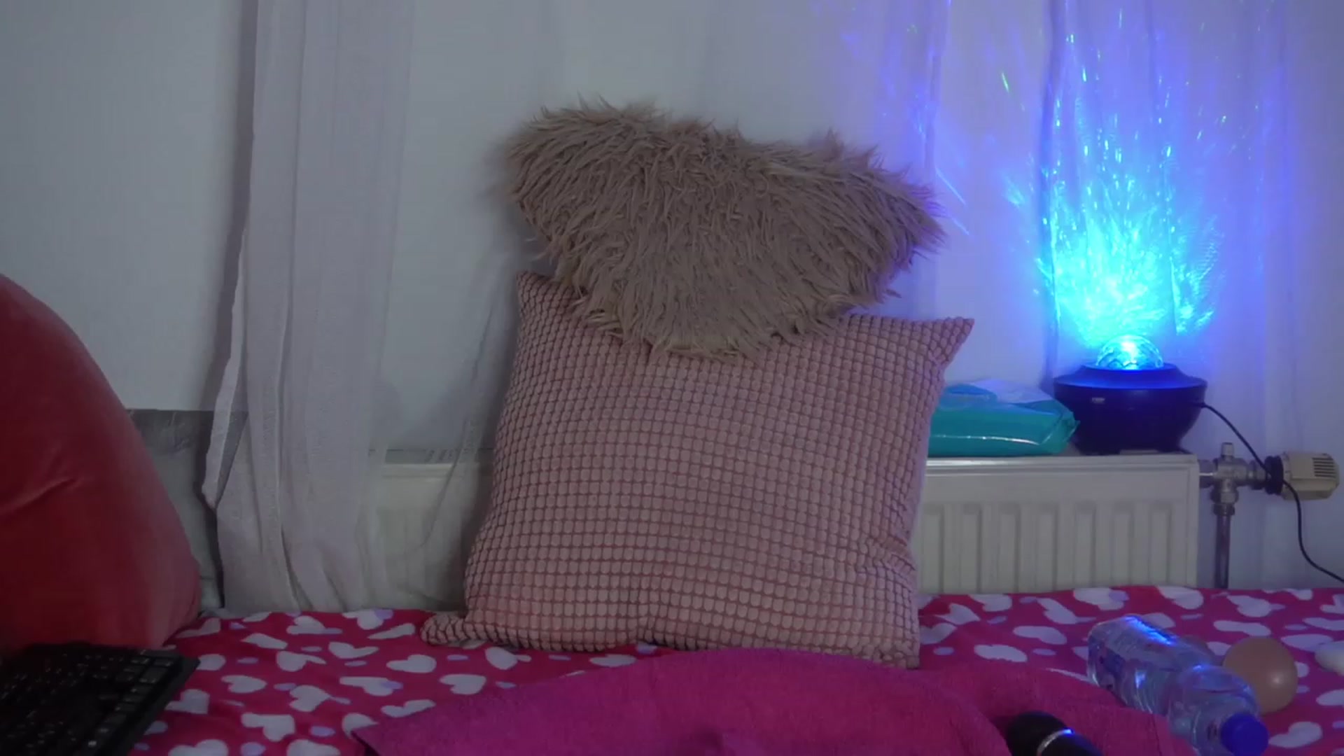 Gallery image thumbnail from AshleyJohnes's myfreecams stream on, 06/15/2023, 07:35 image 10 of 20