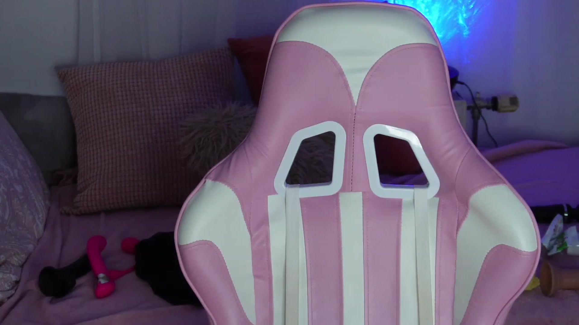Gallery image thumbnail from AshleyJohnes's myfreecams stream on, 08/12/2023, 08:25 image 1 of 20