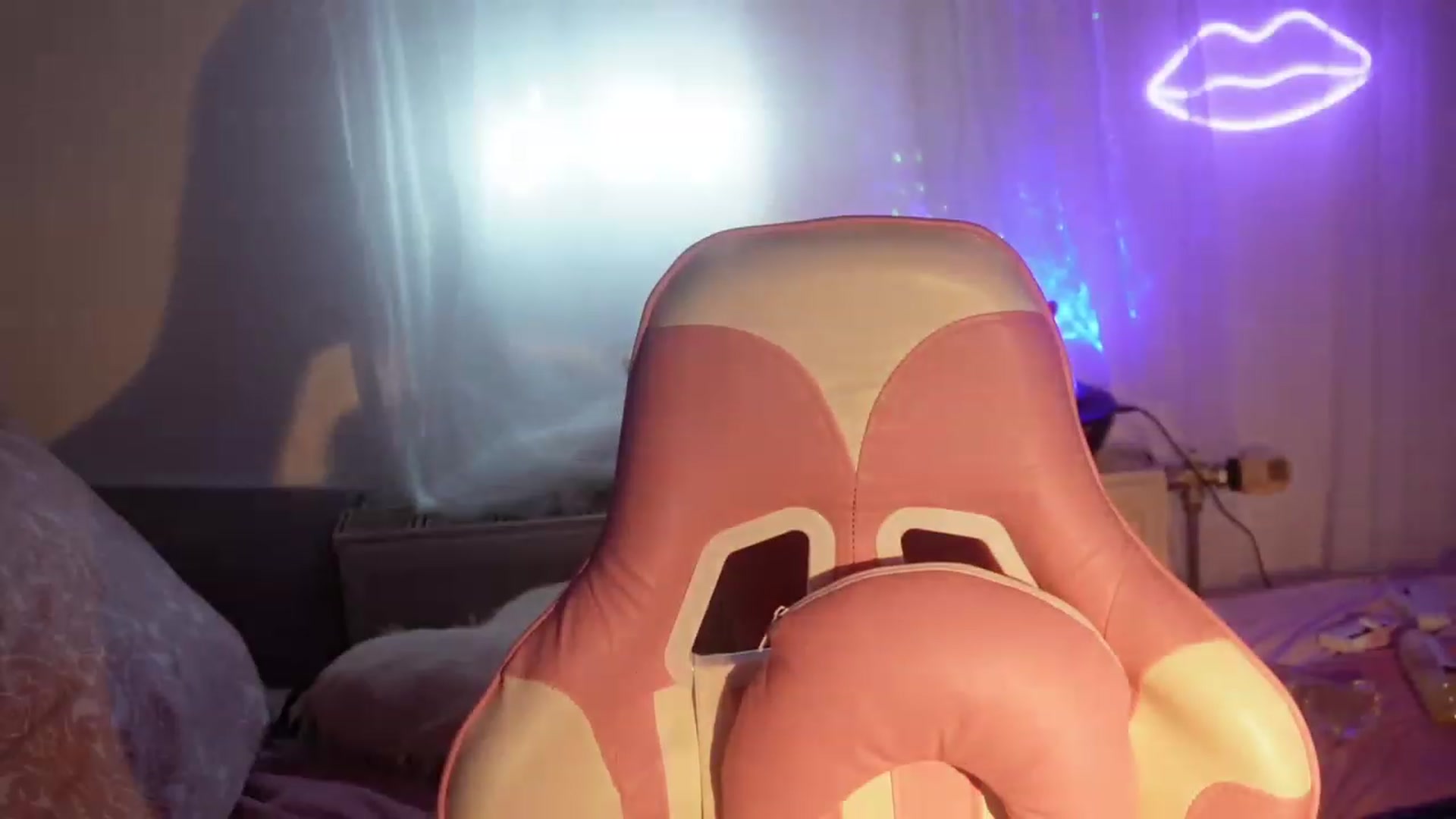 Gallery image thumbnail from AshleyJohnes's myfreecams stream on, 10/16/2023, 05:48 image 20 of 20