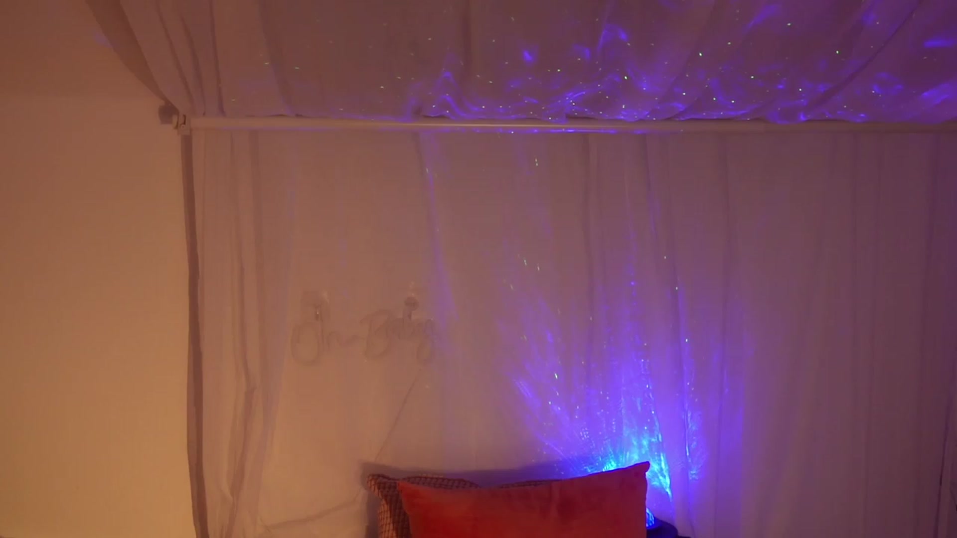 Gallery image thumbnail from AshleyJohnes's myfreecams stream on, 10/17/2023, 07:34 image 8 of 20