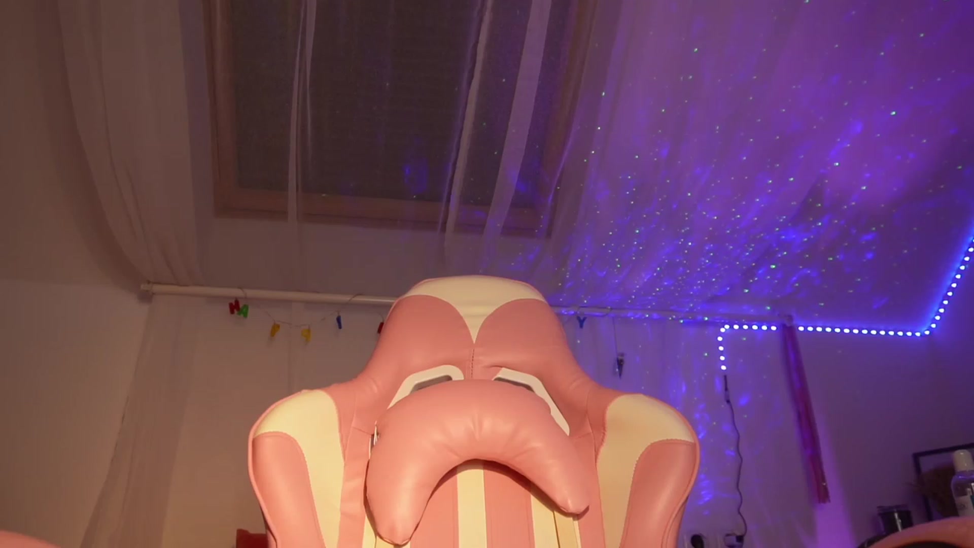 Gallery image thumbnail from AshleyJohnes's myfreecams stream on, 11/22/2023, 09:39 image 13 of 20