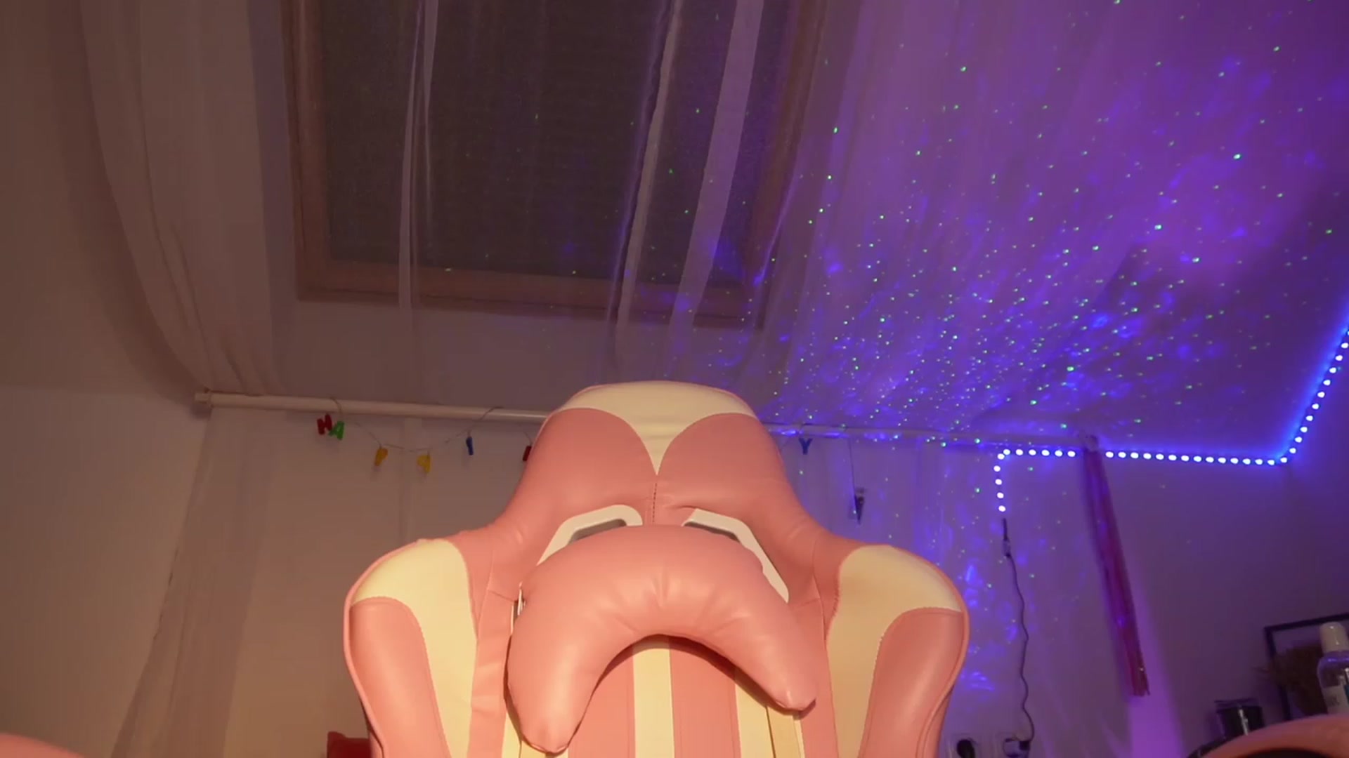 Gallery image thumbnail from AshleyJohnes's myfreecams stream on, 11/22/2023, 09:39 image 14 of 20