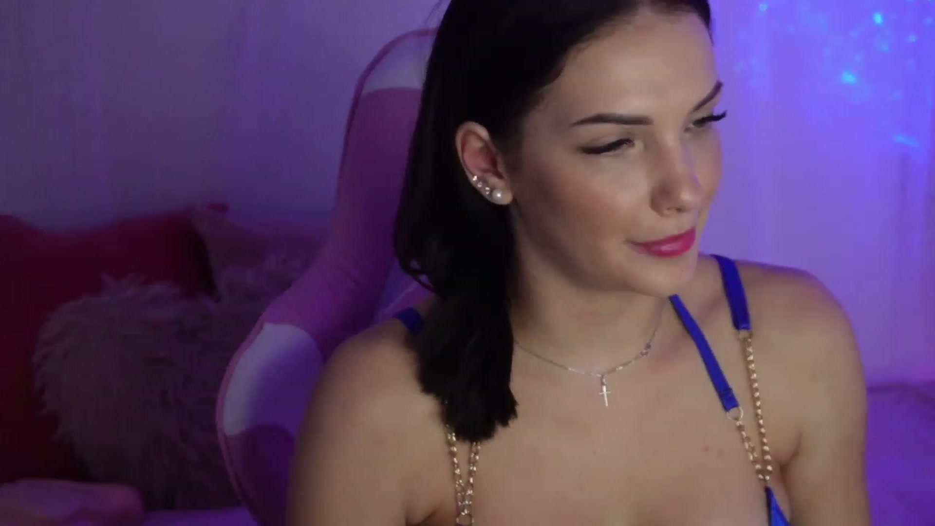 Gallery image thumbnail from AshleyJohnes's myfreecams stream on, 11/29/2023, 06:25 image 5 of 20