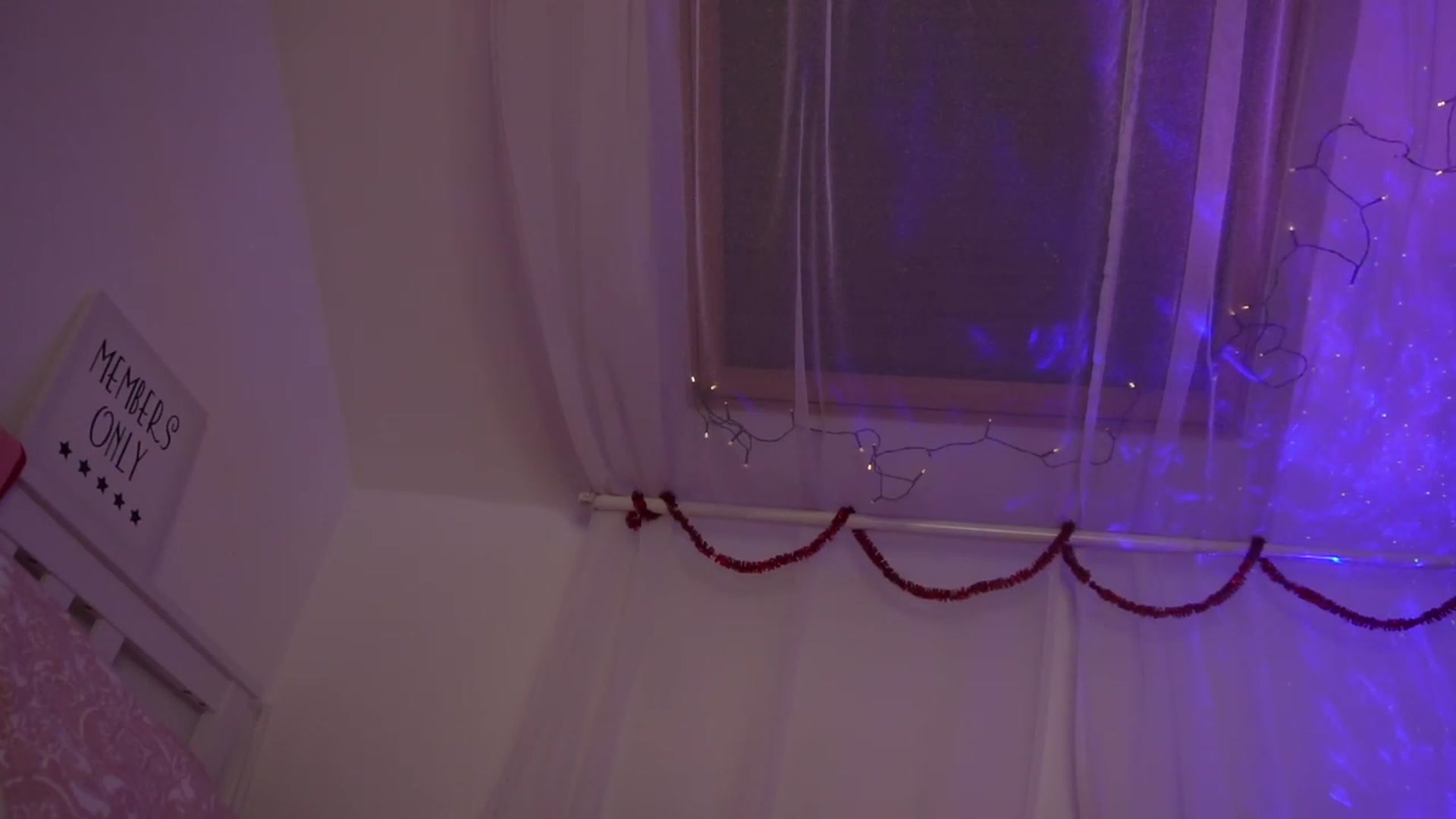 Gallery image thumbnail from AshleyJohnes's myfreecams stream on, 12/08/2023, 06:30 image 17 of 20