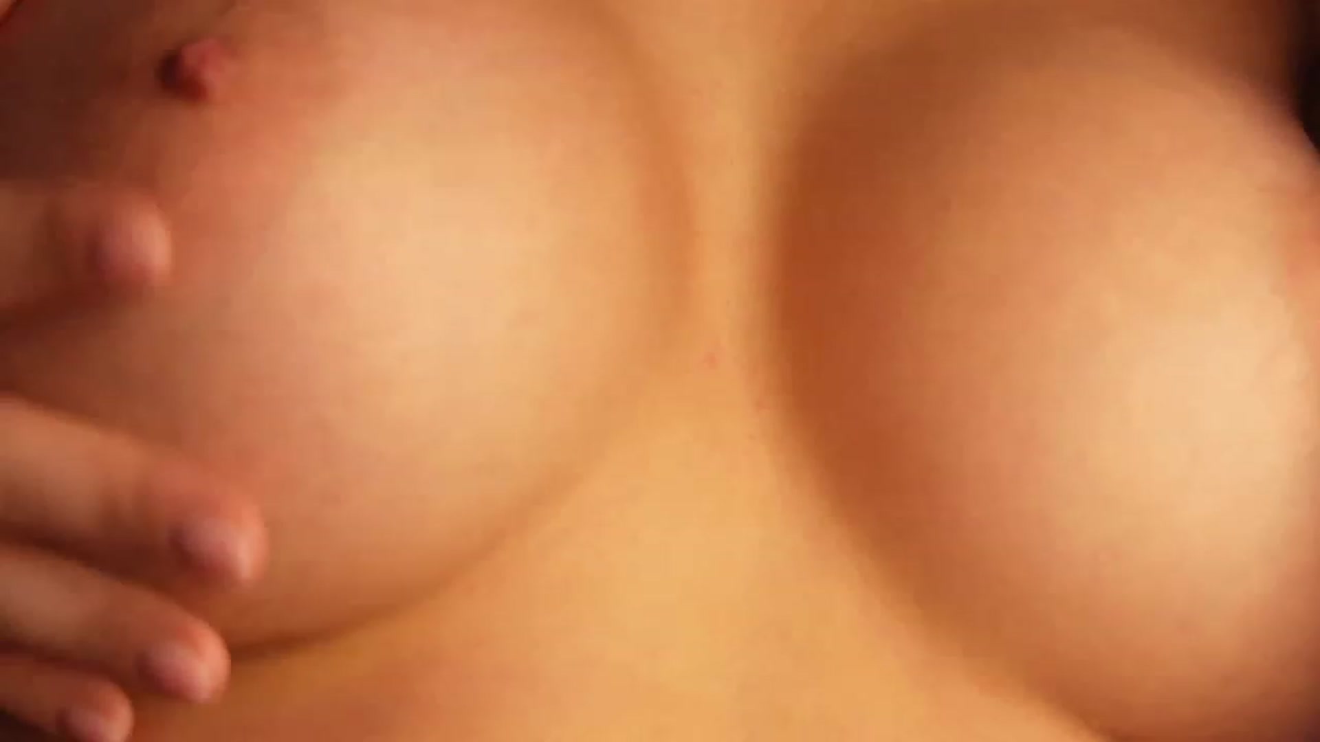 Gallery image thumbnail from AshleyJohnes's myfreecams stream on, 03/14/2024, 08:59 image 2 of 20