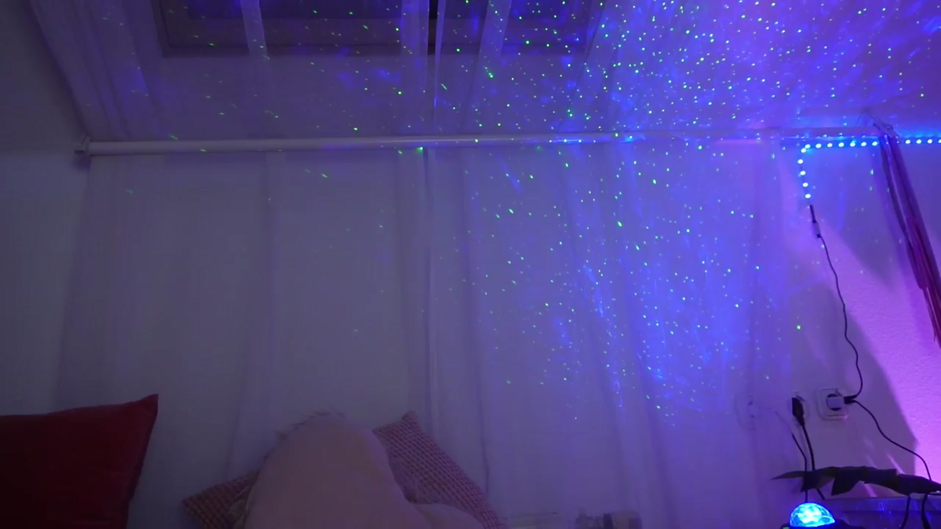 Gallery image thumbnail from AshleyJohnes's myfreecams stream on, 04/08/2024, 04:32 image 14 of 20