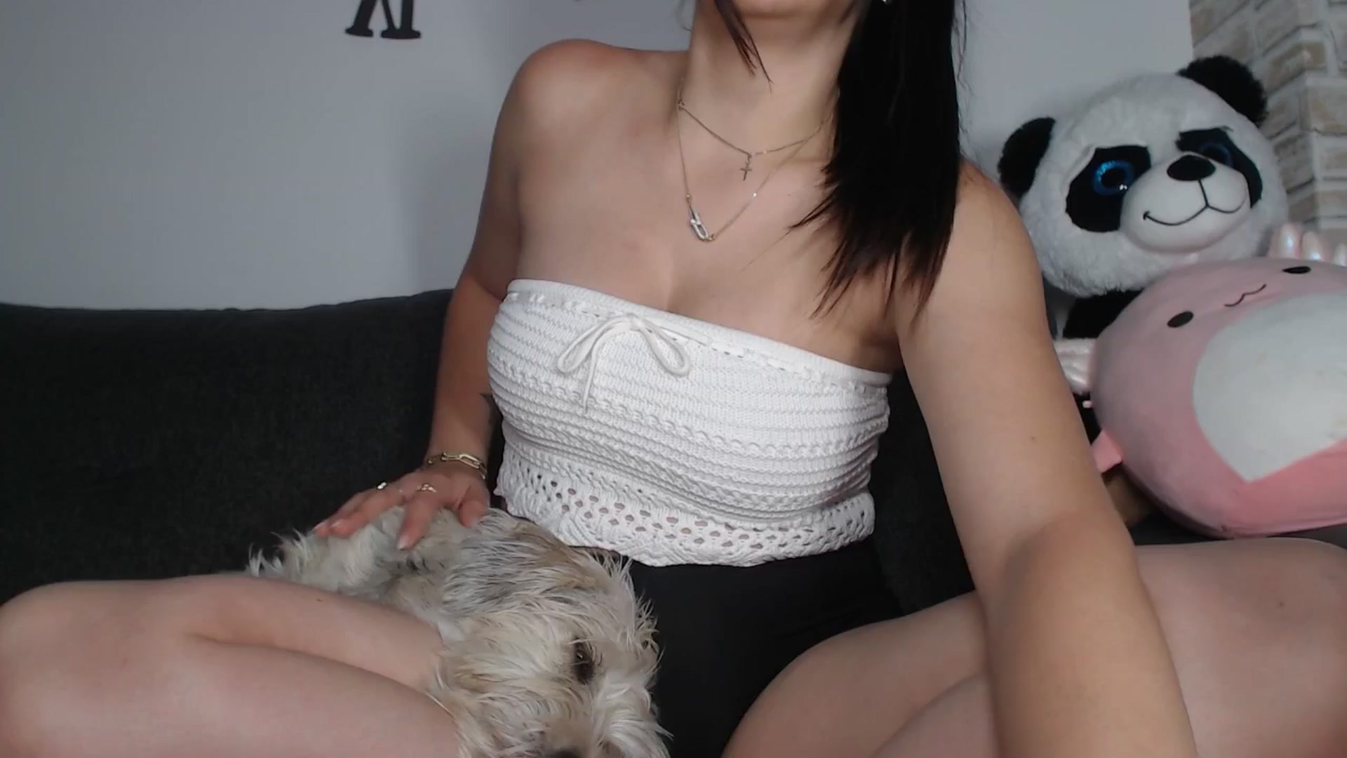 Gallery image thumbnail from AshleyJohnes's myfreecams stream on, 04/24/2025, 04:27 image 2 of 20