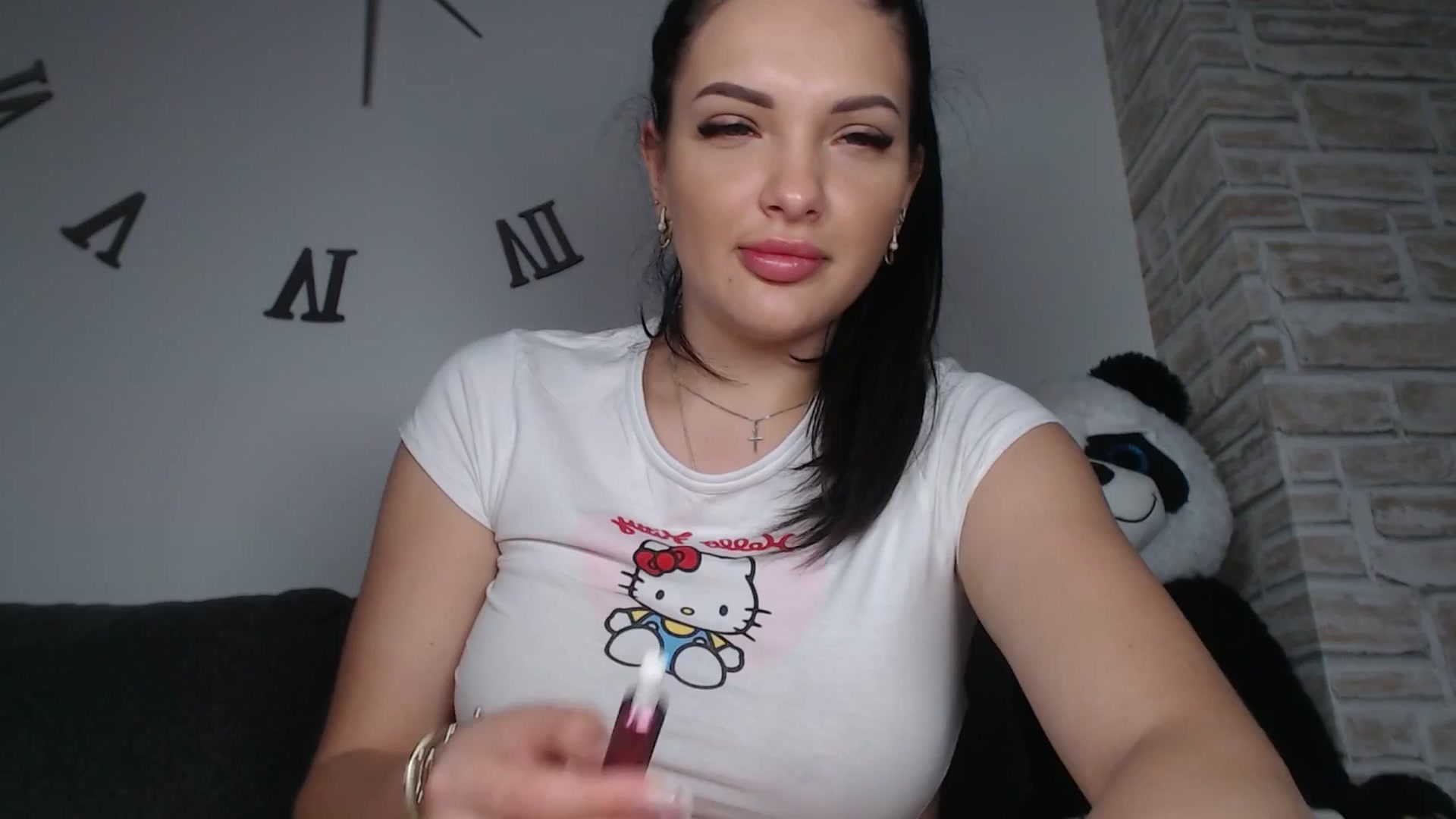 Gallery image thumbnail from AshleyJohnes's myfreecams stream on, 04/25/2025, 06:29 image 18 of 20