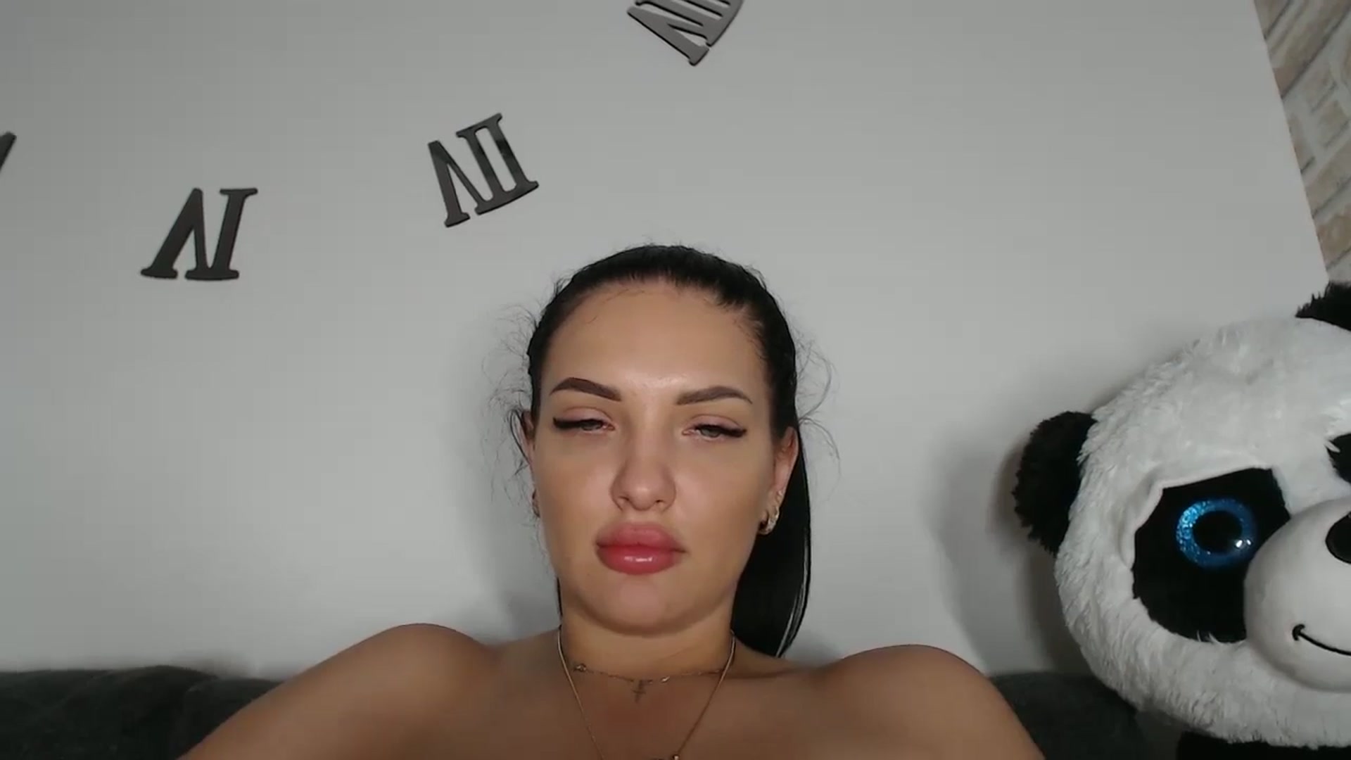 Gallery image thumbnail from AshleyJohnes's myfreecams stream on, 04/26/2025, 06:54 image 19 of 20