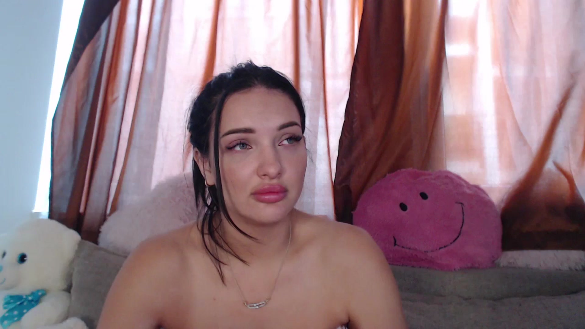 Gallery image thumbnail from AshleyJohnes's myfreecams stream on, 05/21/2025, 05:32 image 19 of 20