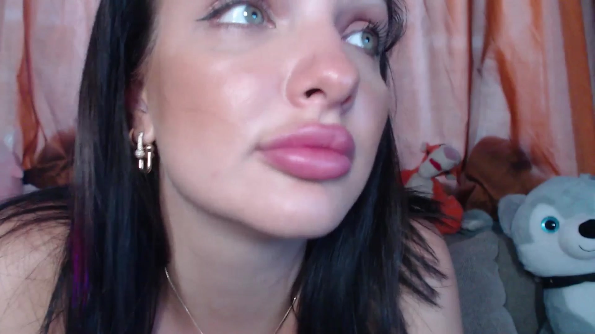 Gallery image thumbnail from AshleyJohnes's myfreecams stream on, 08/29/2025, 07:02 image 2 of 20