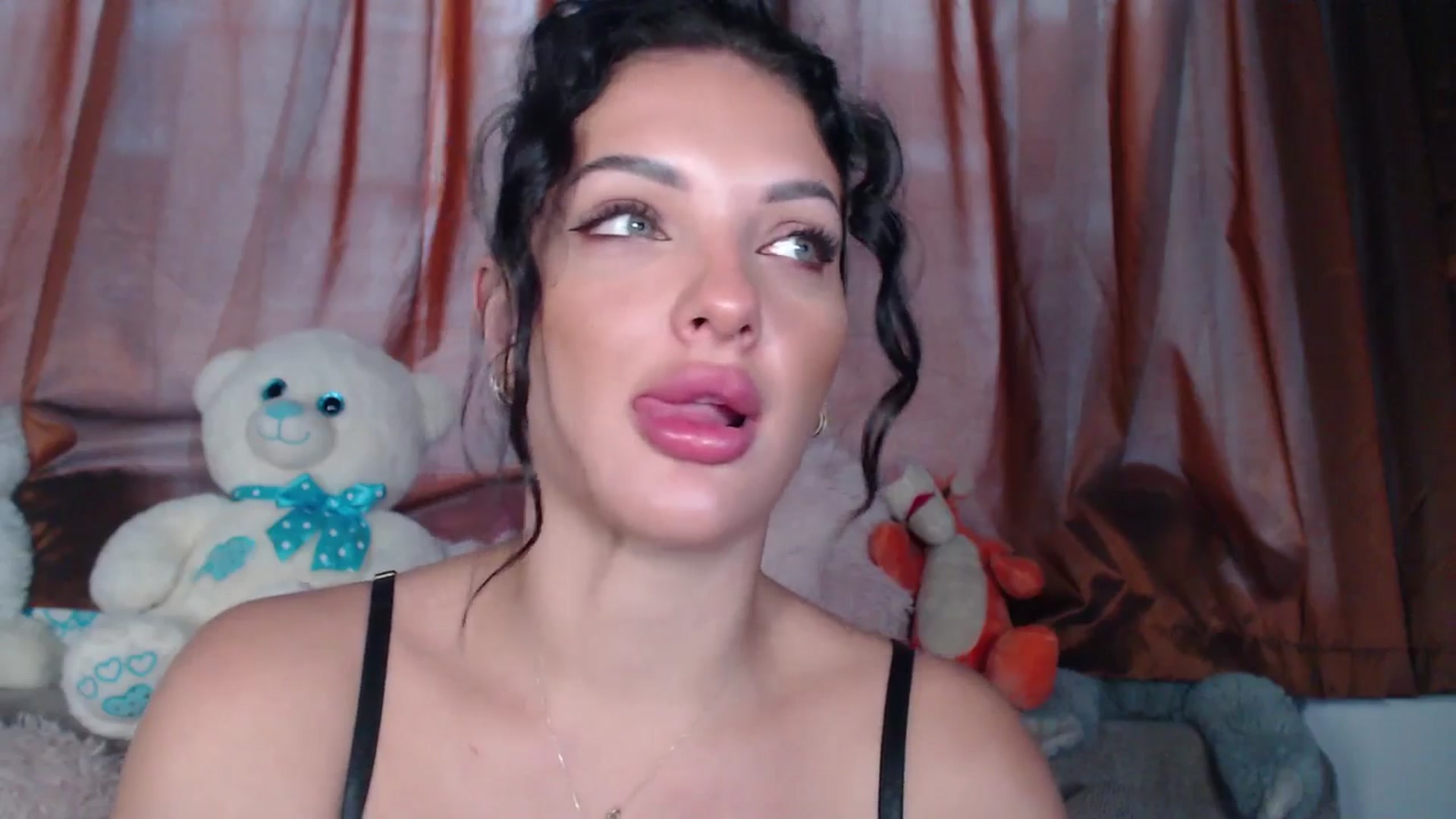 Gallery image thumbnail from AshleyJohnes's myfreecams stream on, 09/16/2025, 07:34 image 4 of 20