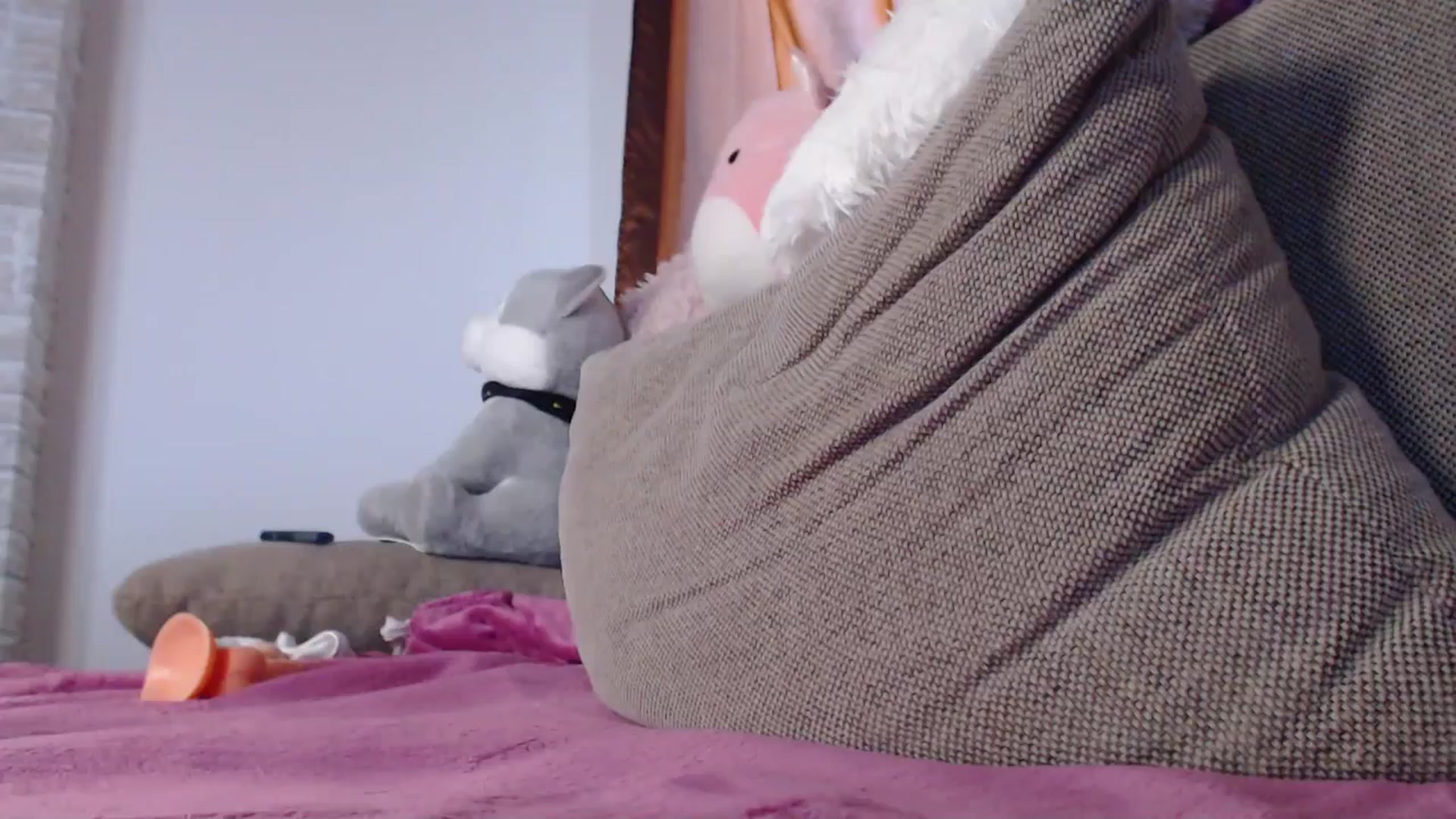 Gallery image thumbnail from AshleyJohnes's myfreecams stream on, 09/21/2025, 06:16 image 14 of 20