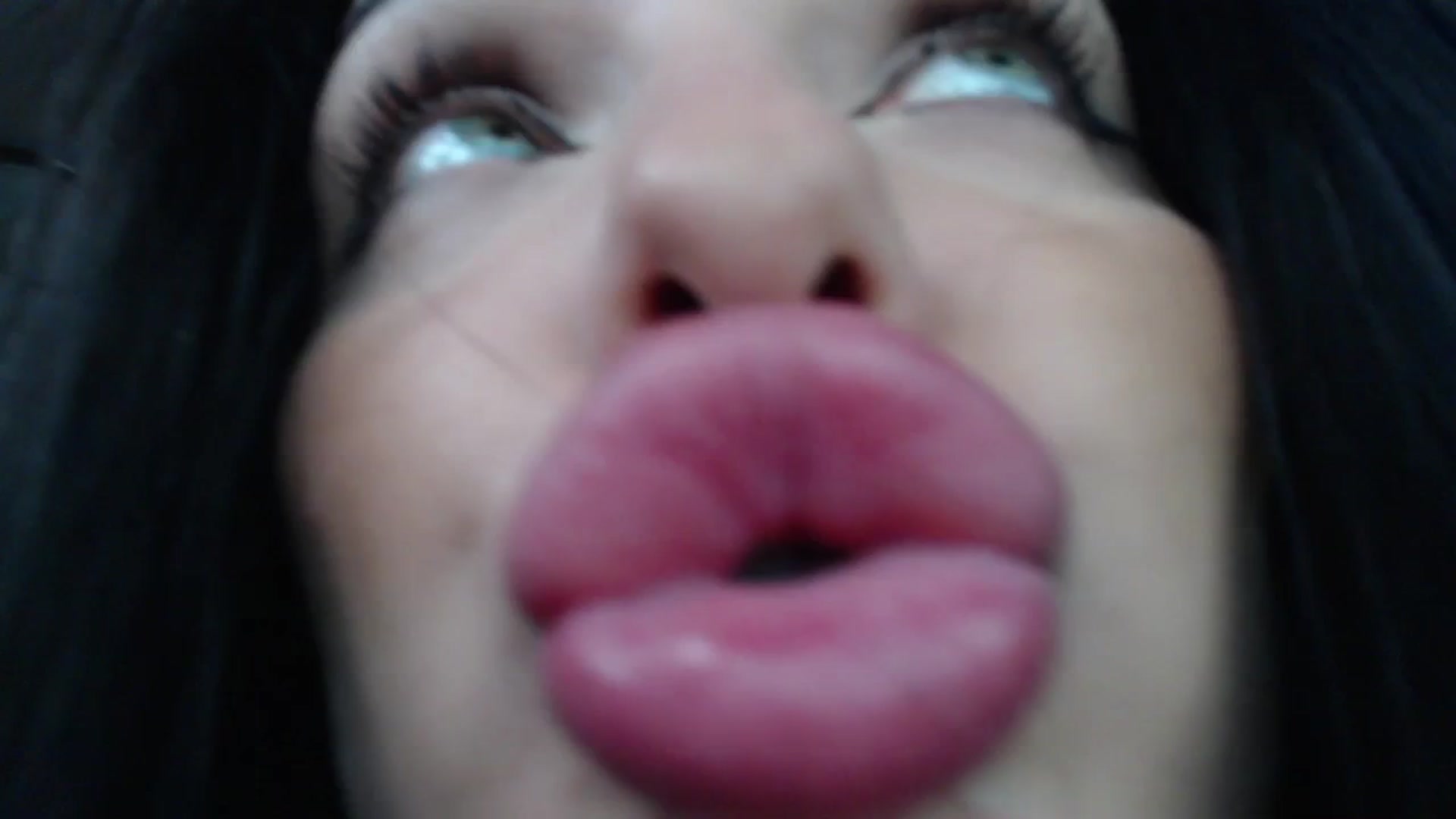 Gallery image thumbnail from AshleyJohnes's myfreecams stream on, 10/01/2025, 06:01 image 19 of 20