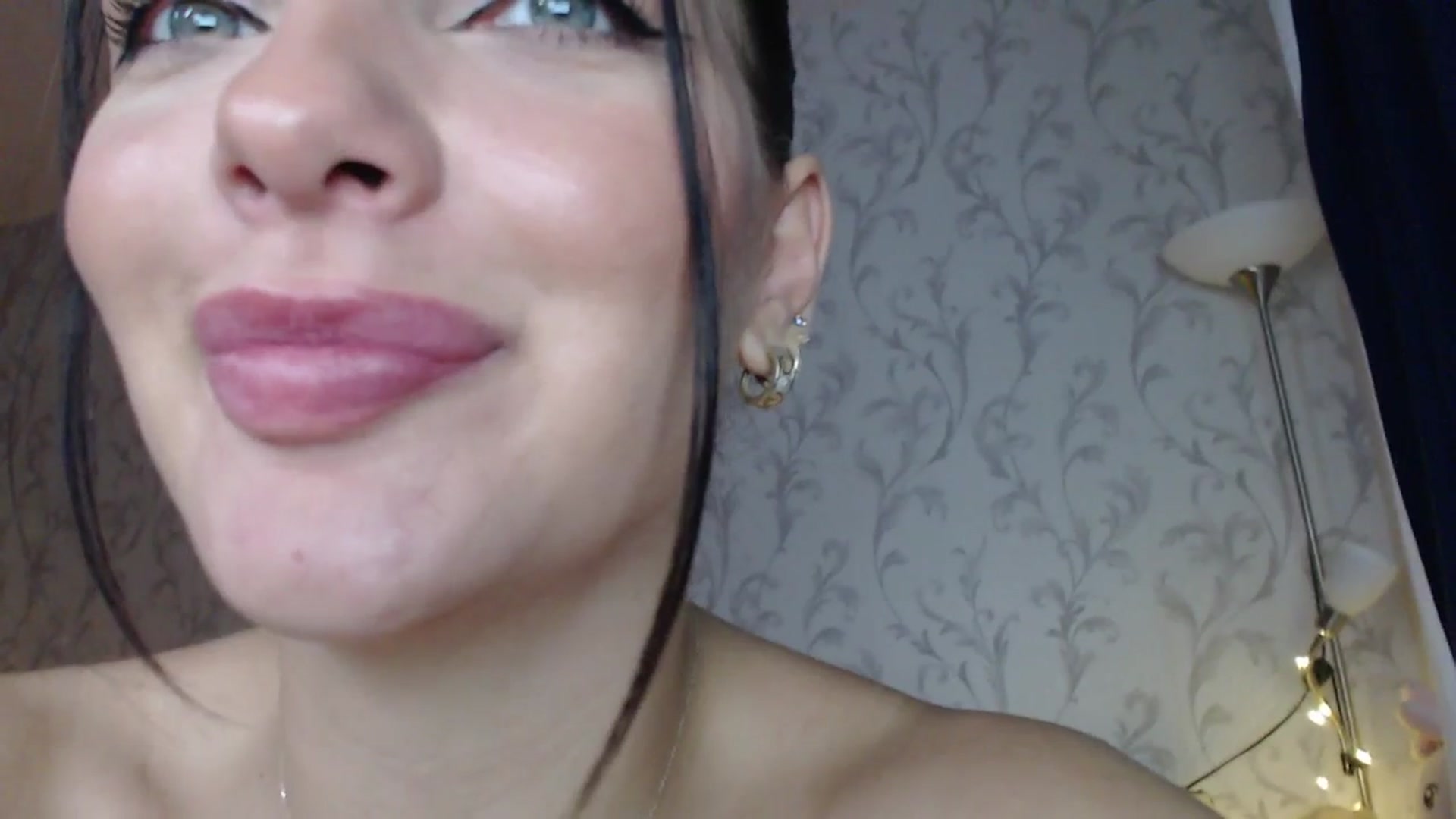 Gallery image thumbnail from AshleyJohnes's myfreecams stream on, 10/11/2025, 07:29 image 11 of 20