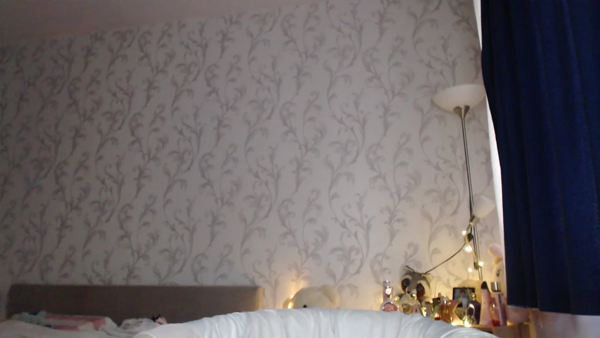 Gallery image thumbnail from AshleyJohnes's myfreecams stream on, 10/15/2025, 06:42 image 17 of 20