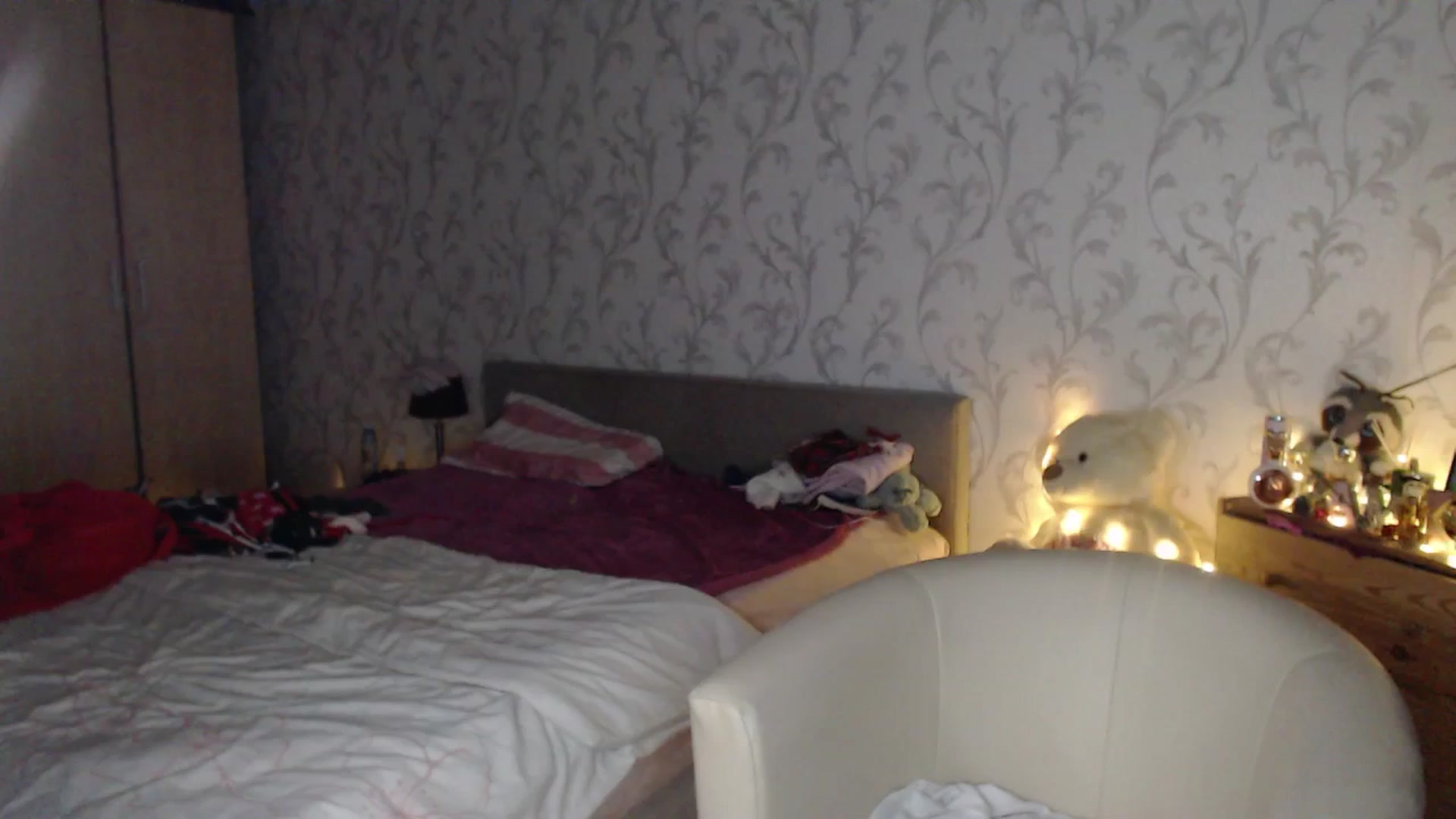 Gallery image thumbnail from AshleyJohnes's myfreecams stream on, 10/17/2025, 05:07 image 18 of 20