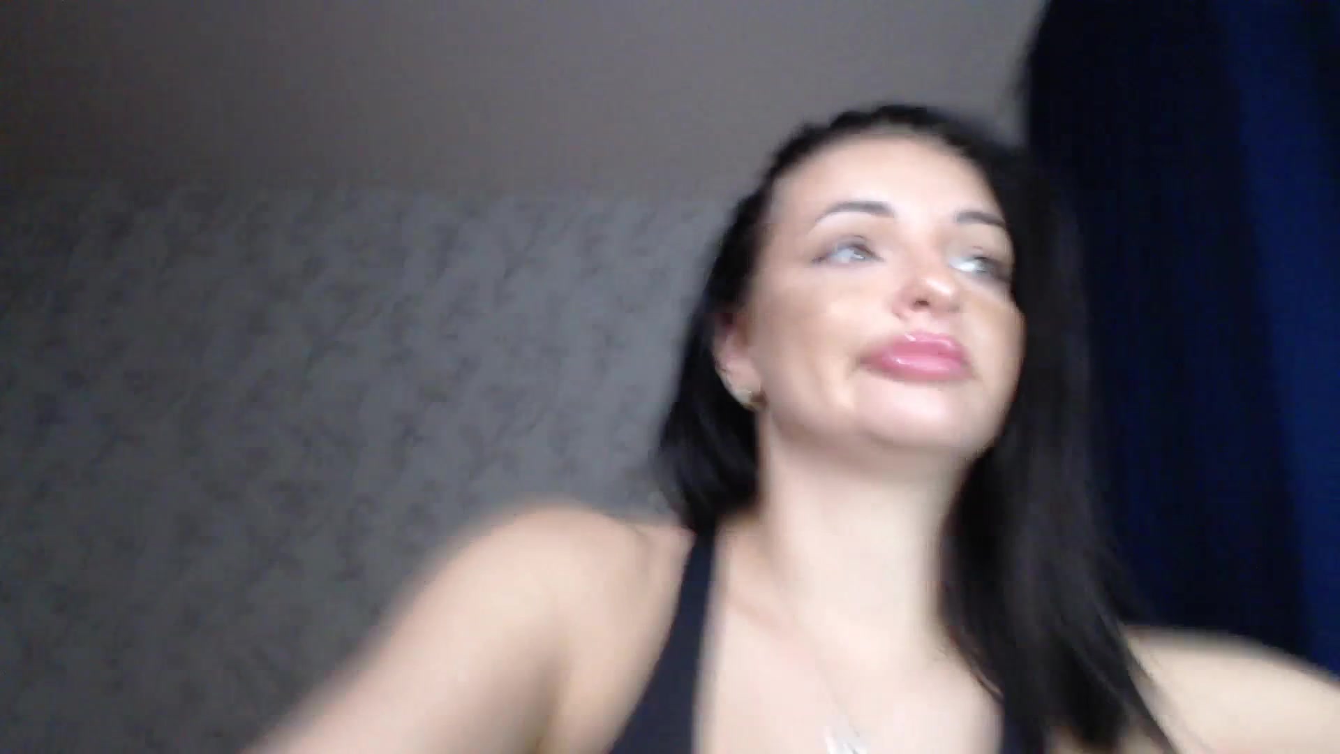 Gallery image thumbnail from AshleyJohnes's myfreecams stream on, 10/19/2025, 04:54 image 16 of 20