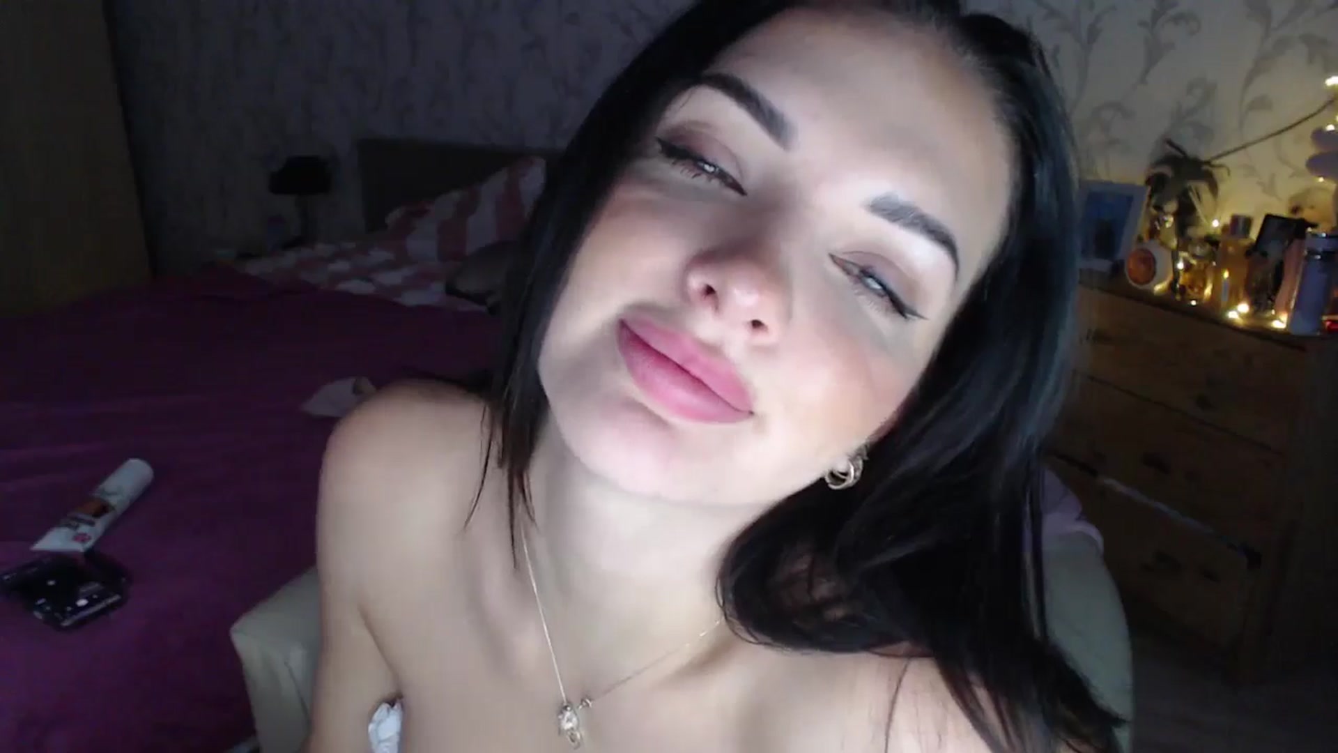 Gallery image thumbnail from AshleyJohnes's myfreecams stream on, 11/10/2025, 08:16 image 4 of 20