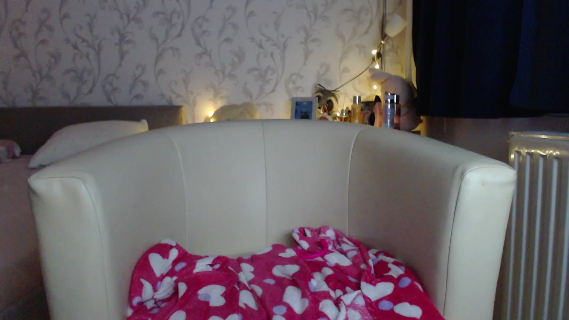 Gallery image thumbnail from AshleyJohnes's myfreecams stream on, 11/13/2025, 08:19 image 6 of 20