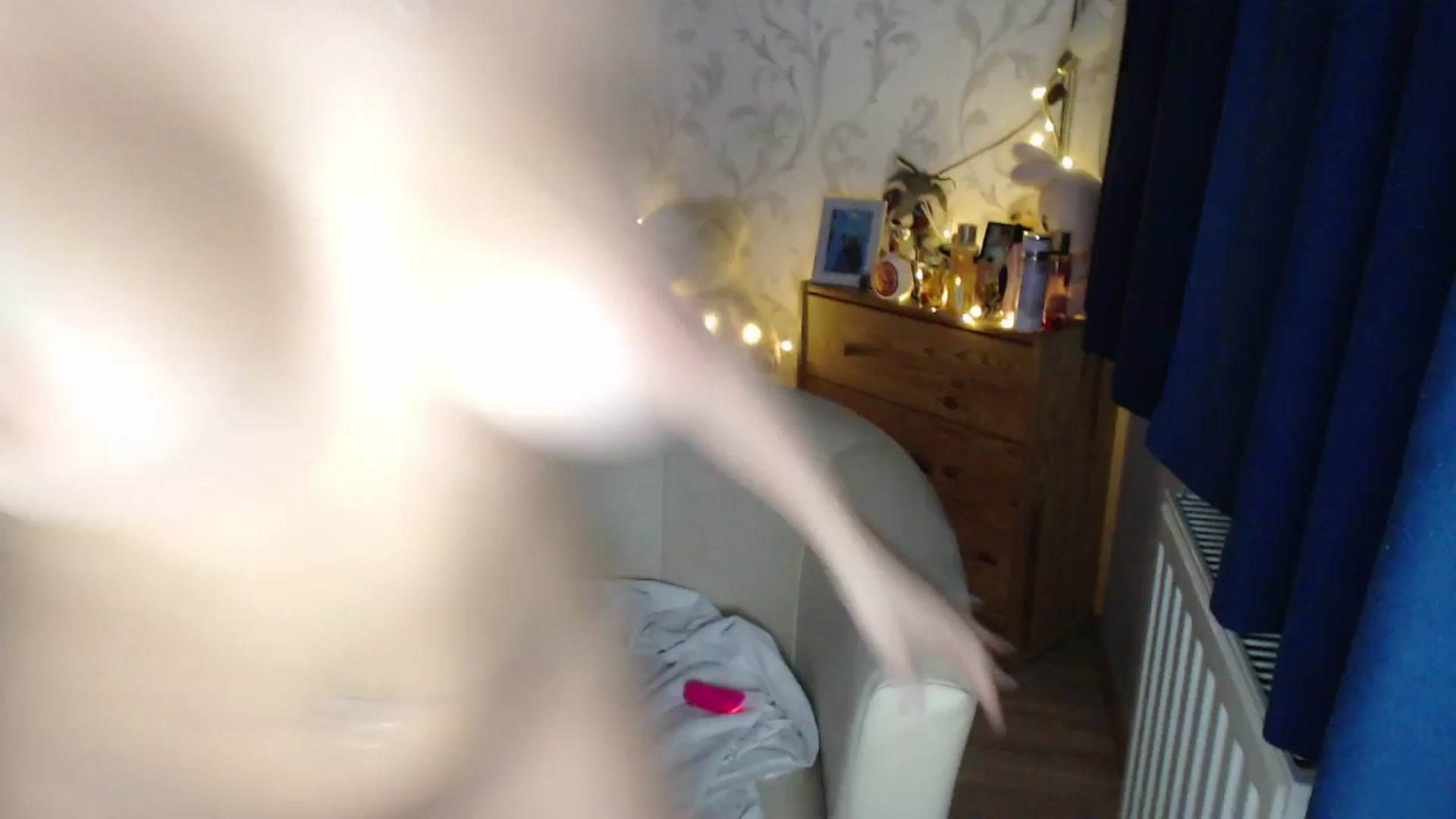 Gallery image thumbnail from AshleyJohnes's myfreecams stream on, 11/14/2025, 07:22 image 10 of 20