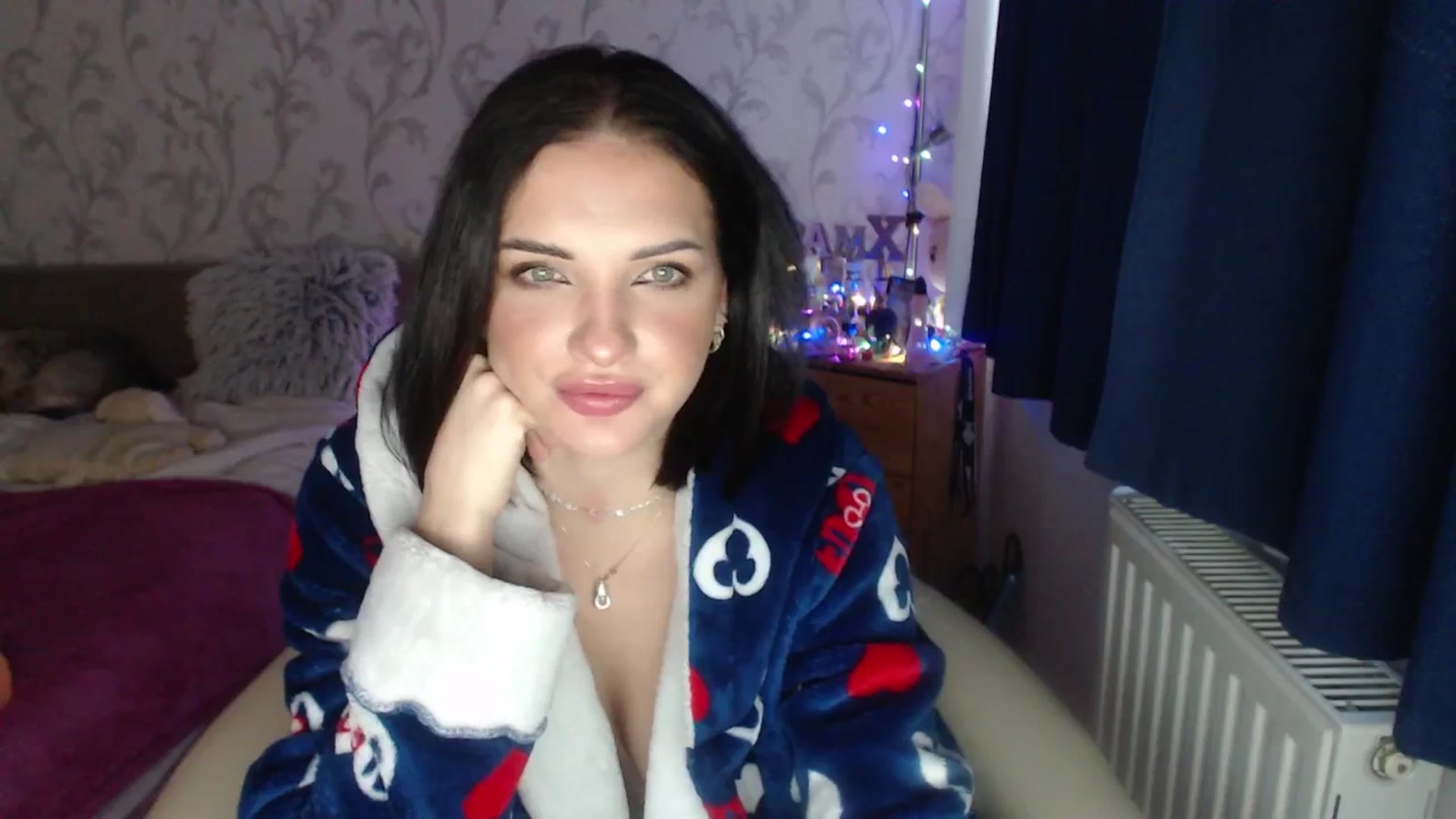 Gallery image thumbnail from AshleyJohnes's myfreecams stream on, 12/27/2025, 07:27 image 18 of 20