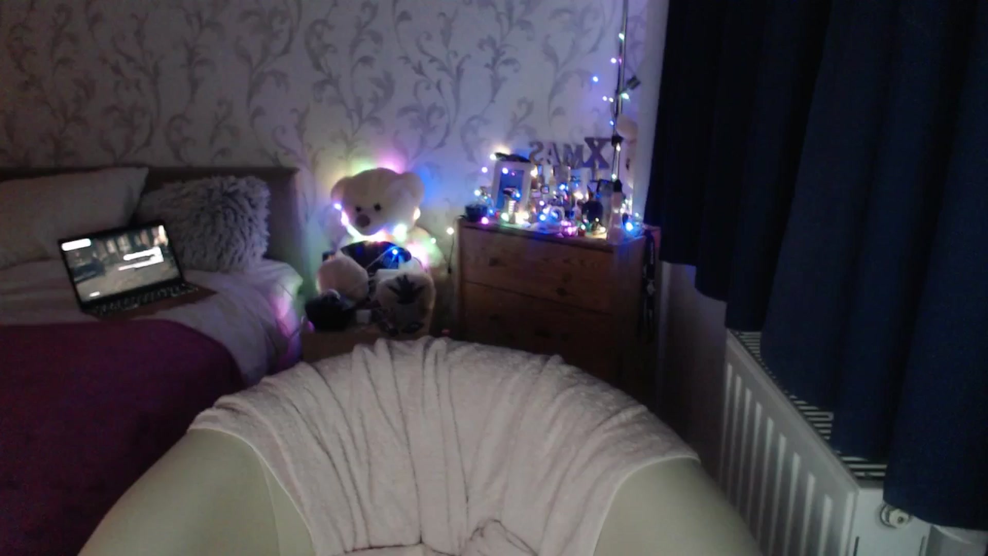 Gallery image thumbnail from AshleyJohnes's myfreecams stream on, 12/30/2025, 24:02 image 7 of 20