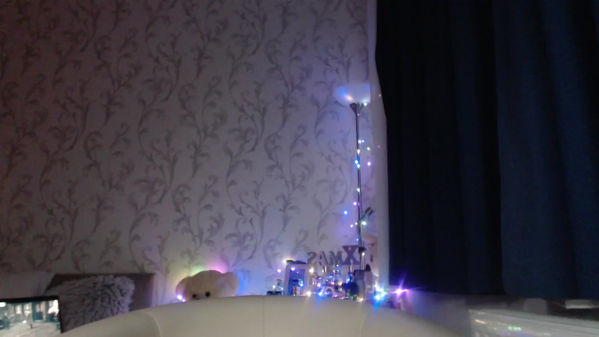 Gallery image thumbnail from AshleyJohnes's myfreecams stream on, 12/30/2025, 01:33 image 13 of 20