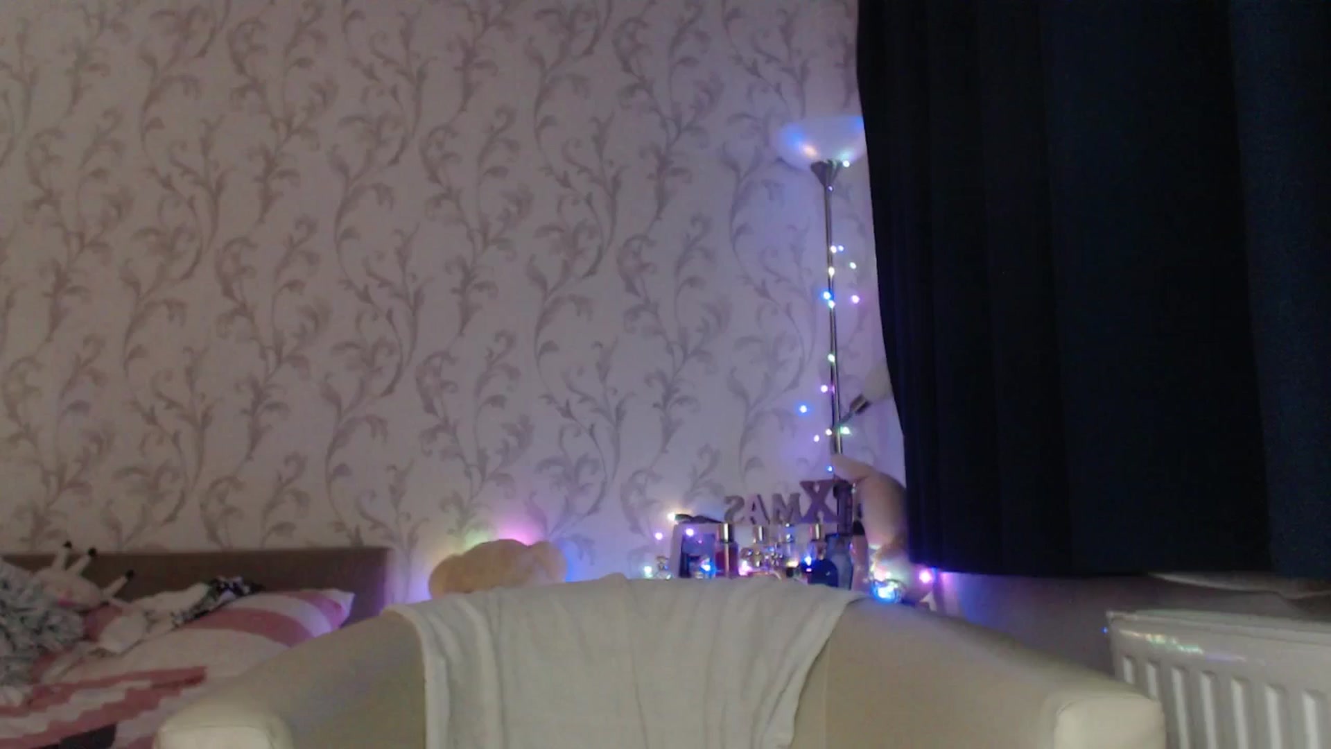 Gallery image thumbnail from AshleyJohnes's myfreecams stream on, 01/21/2026, 07:22 image 4 of 20