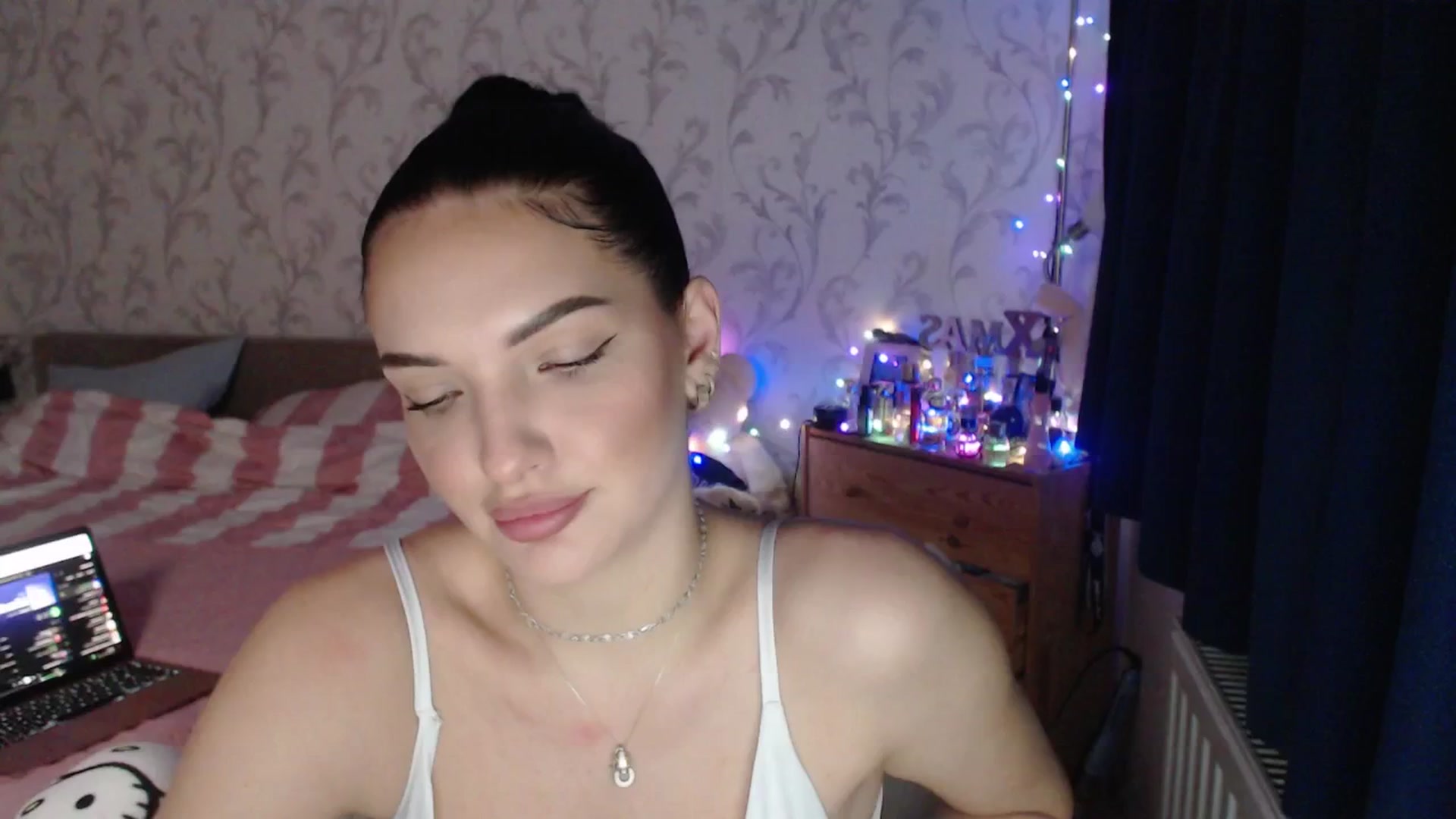 Gallery image thumbnail from AshleyJohnes's myfreecams stream on, 02/08/2026, 02:29 image 1 of 20