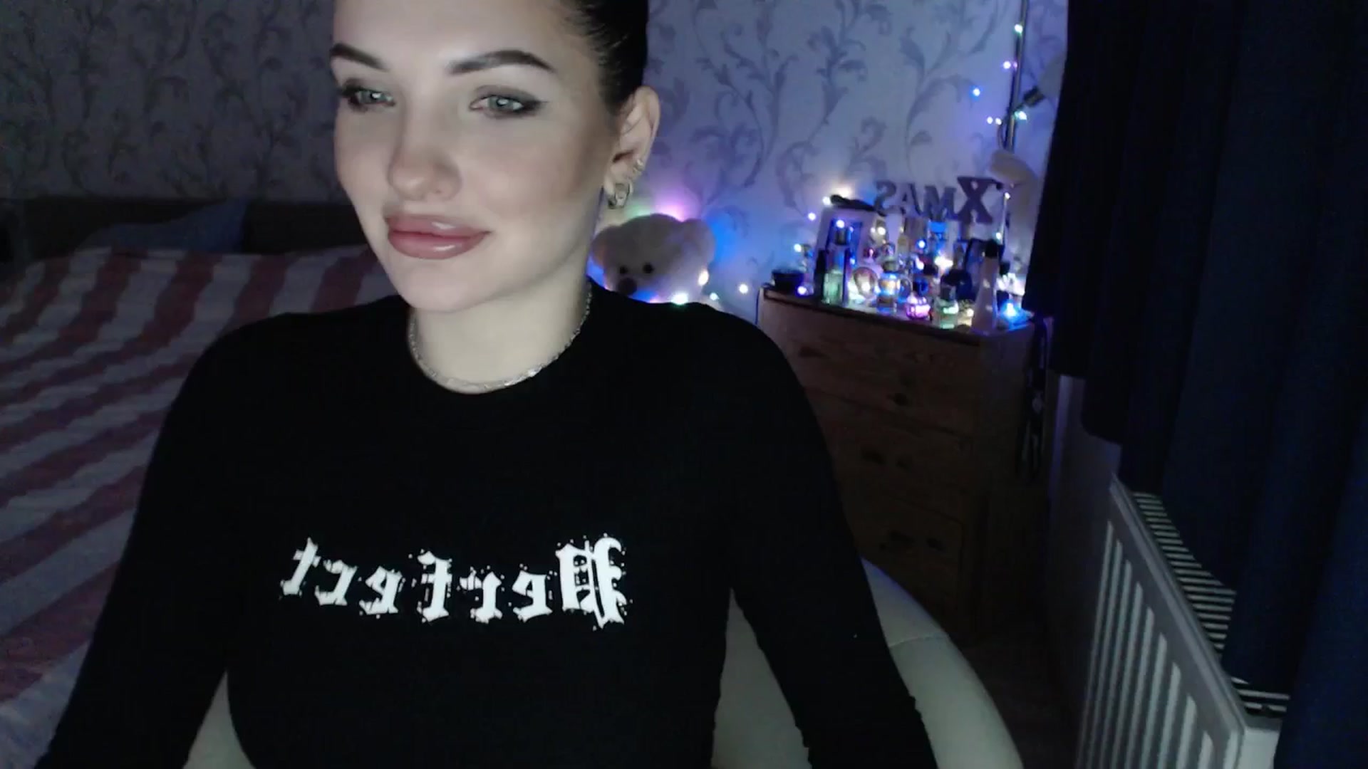 Gallery image thumbnail from AshleyJohnes's myfreecams stream on, 02/12/2026, 24:18 image 1 of 20