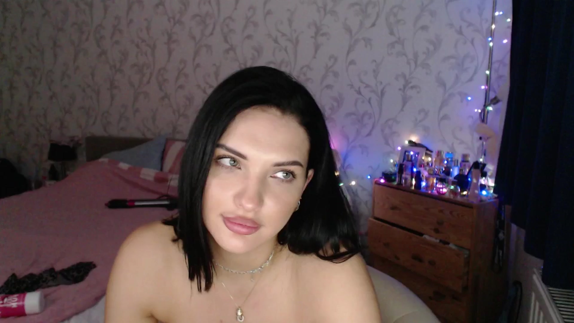 Gallery image thumbnail from AshleyJohnes's myfreecams stream on, 03/04/2026, 18:36 image 18 of 20