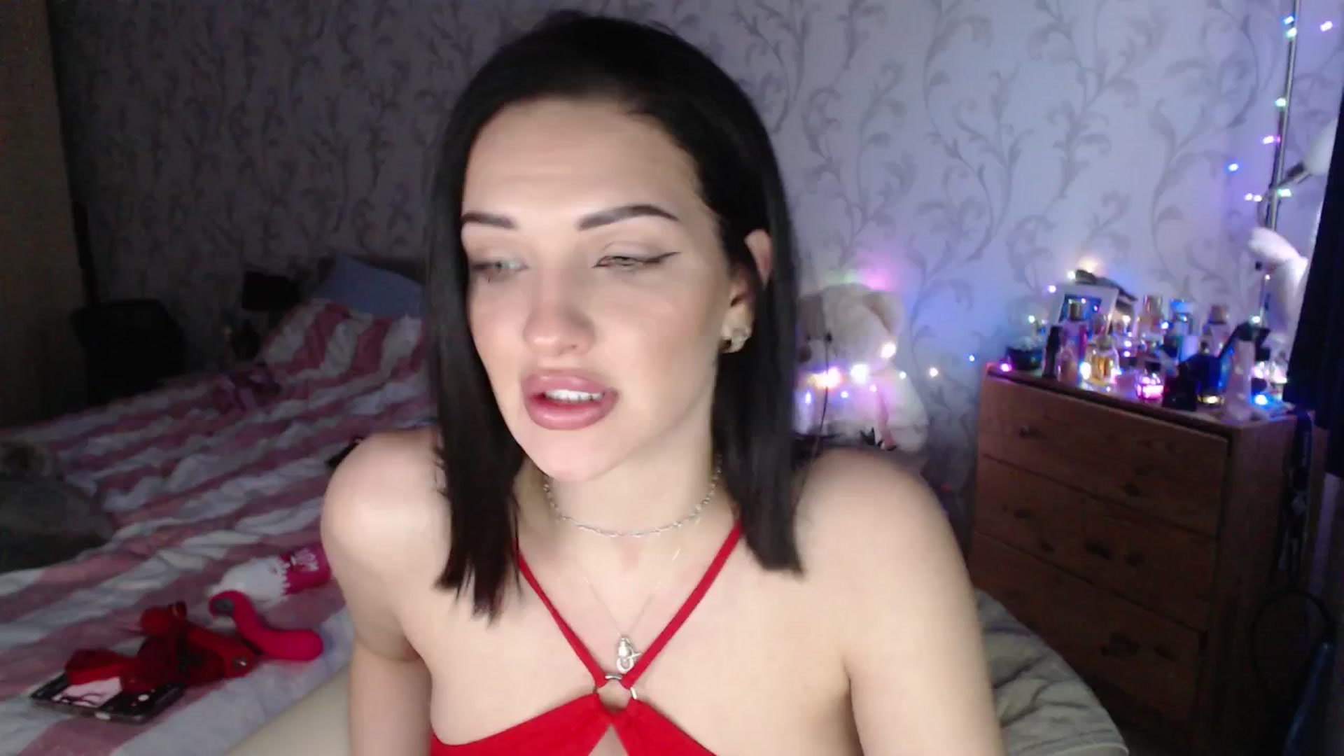 Gallery image thumbnail from AshleyJohnes's myfreecams stream on, 03/19/2026, 07:02 image 1 of 20