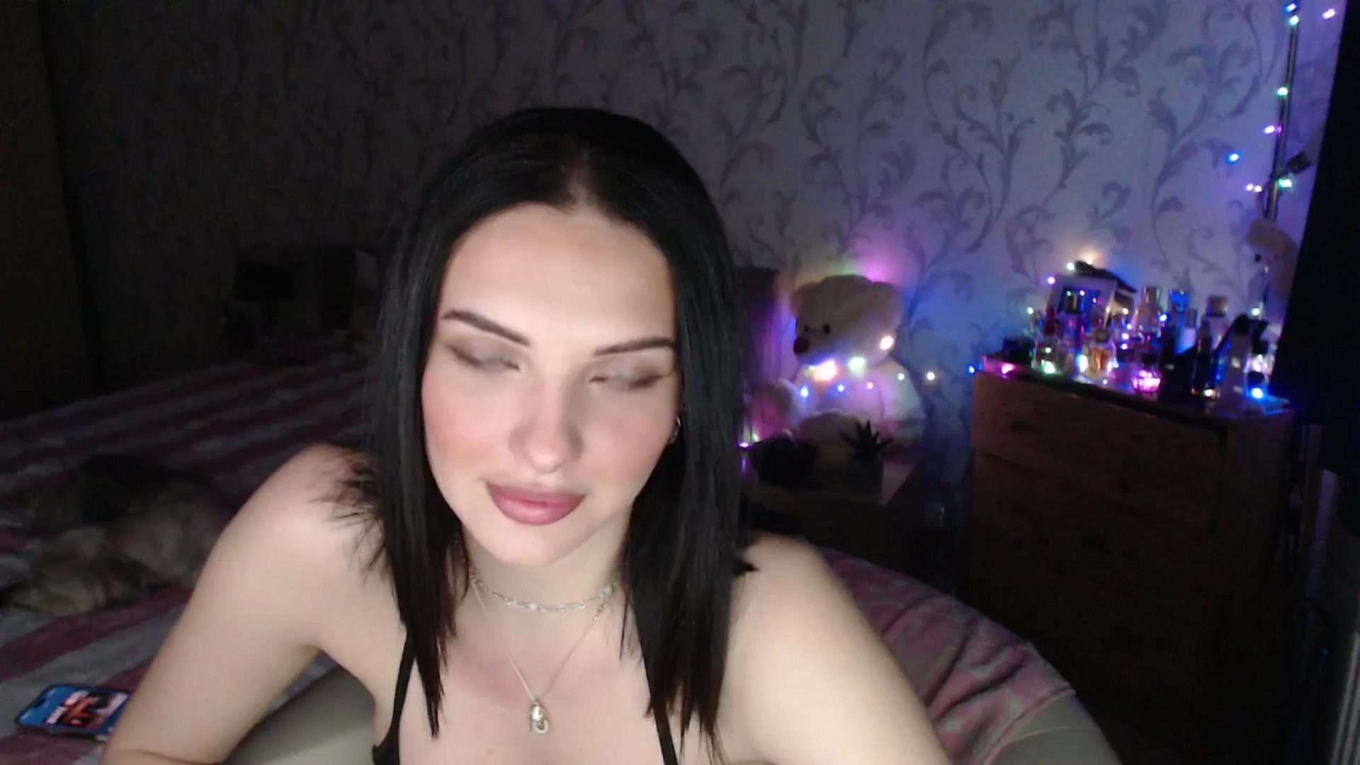 Gallery image thumbnail from AshleyJohnes's myfreecams stream on, 03/22/2026, 24:03 image 2 of 20