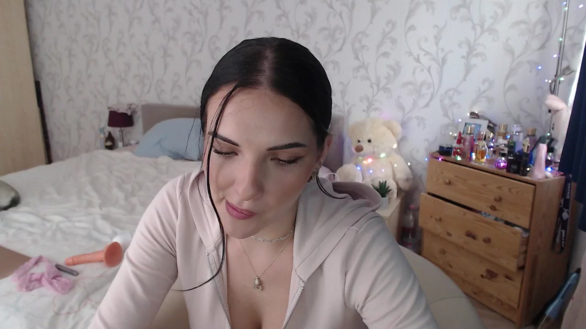 Gallery image thumbnail from AshleyJohnes's myfreecams stream on, 03/24/2026, 08:00 image 19 of 20