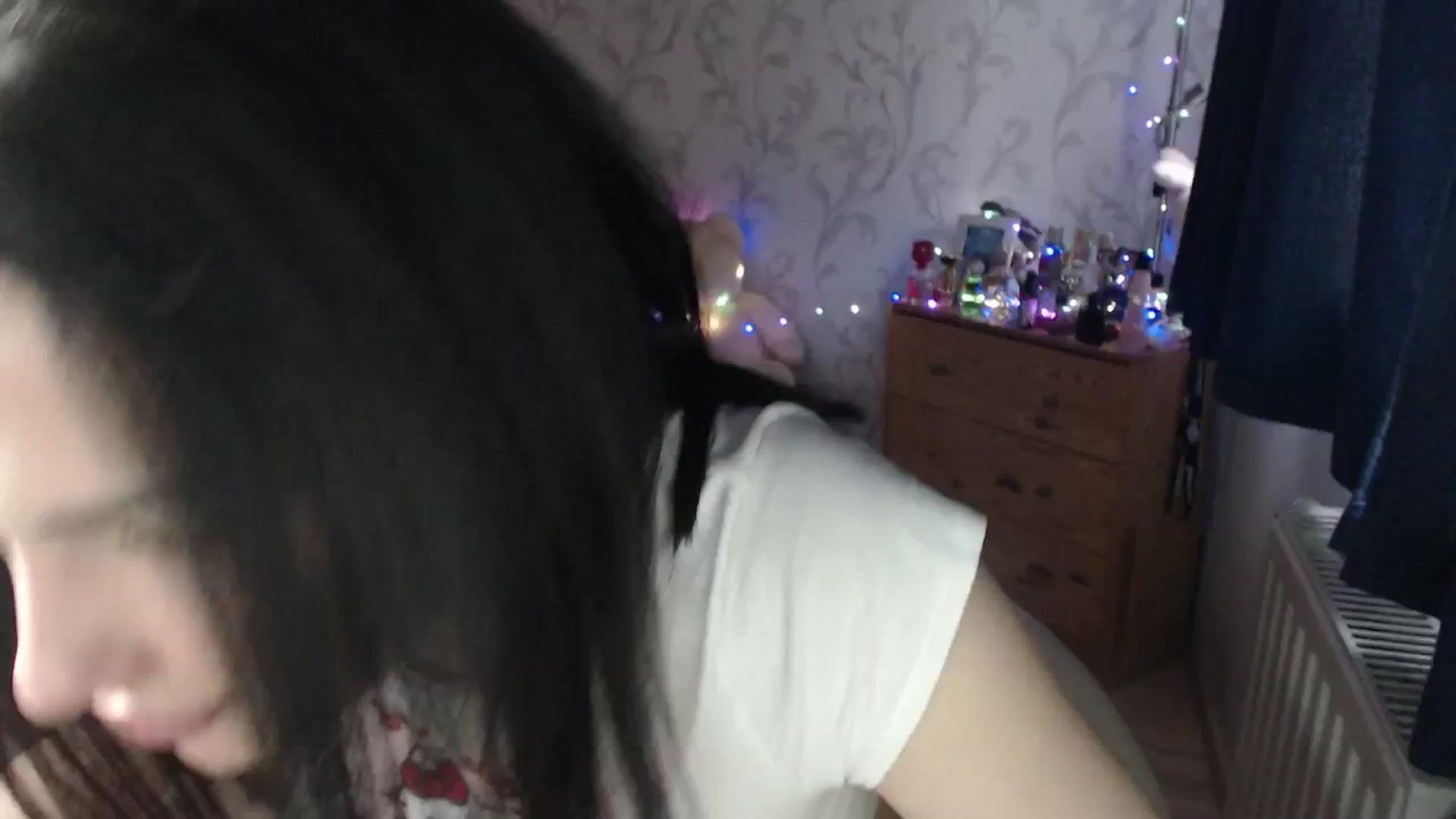 Gallery image thumbnail from AshleyJohnes's myfreecams stream on, 04/20/2026, 05:37 image 9 of 20