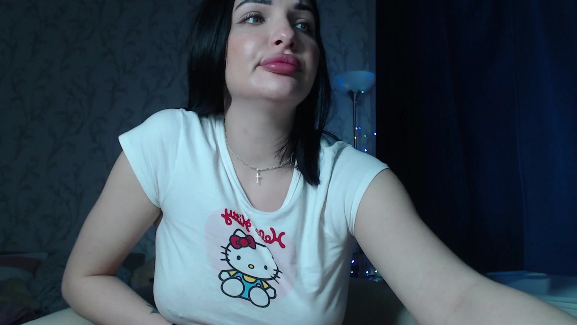 Gallery image thumbnail from AshleyJohnes's myfreecams stream on, 04/20/2026, 06:52 image 17 of 20
