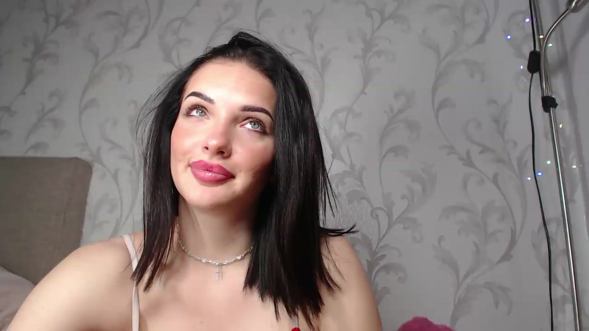 Gallery image thumbnail from AshleyJohnes's myfreecams stream on, 05/21/2026, 06:56 image 15 of 20