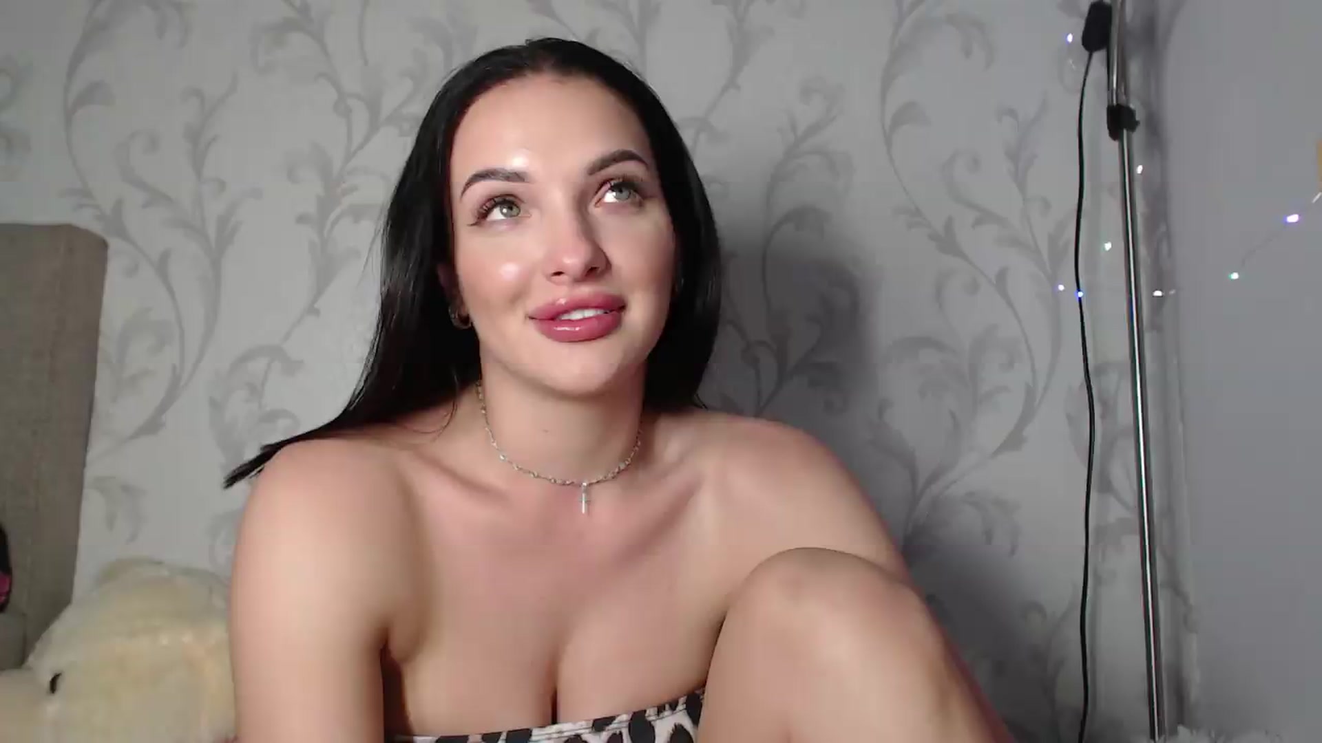 Gallery image thumbnail from AshleyJohnes's myfreecams stream on, 06/07/2026, 23:15 image 4 of 20