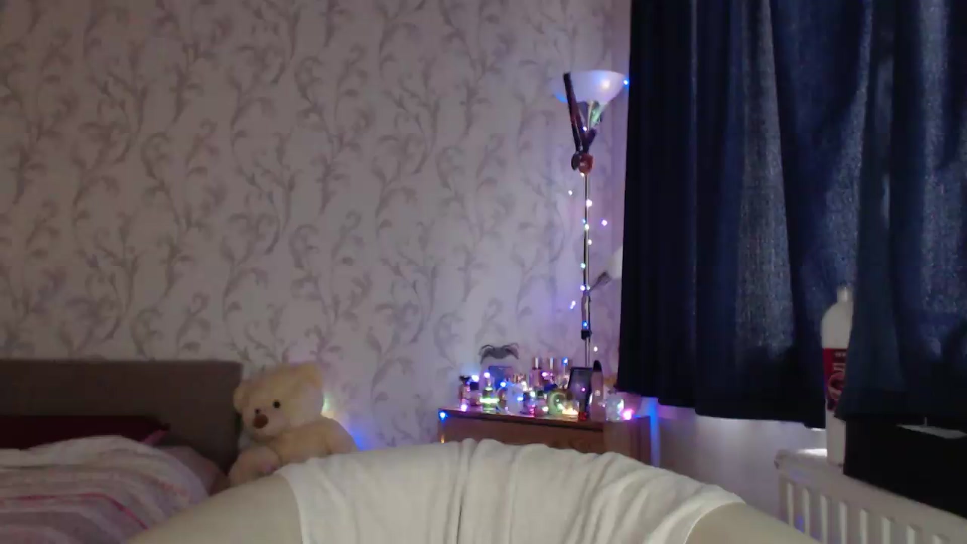 Gallery image thumbnail from AshleyJohnes's myfreecams stream on, 07/09/2026, 04:25 image 19 of 20
