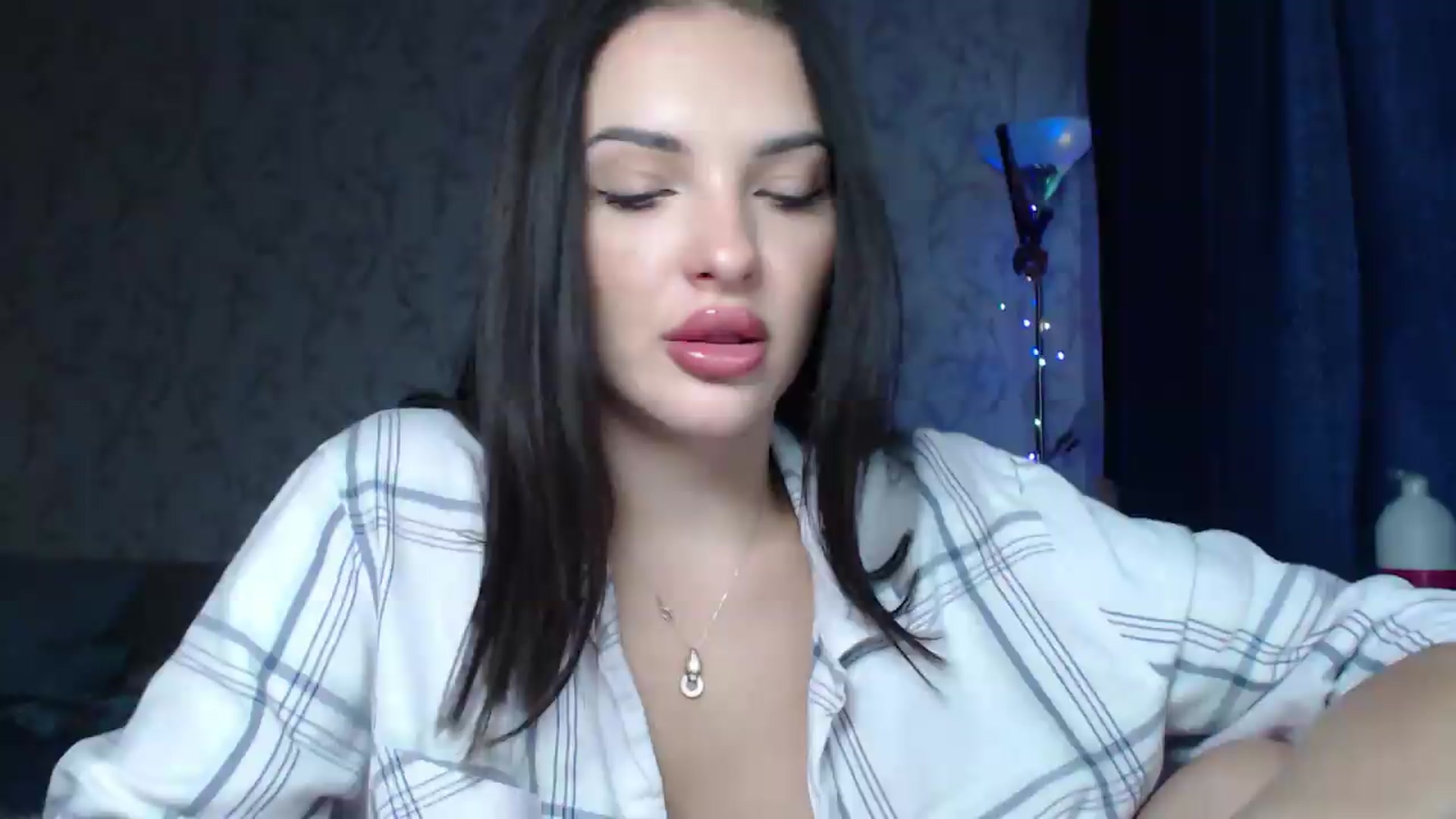 Gallery image thumbnail from AshleyJohnes's myfreecams stream on, 08/18/2026, 06:25 image 12 of 20
