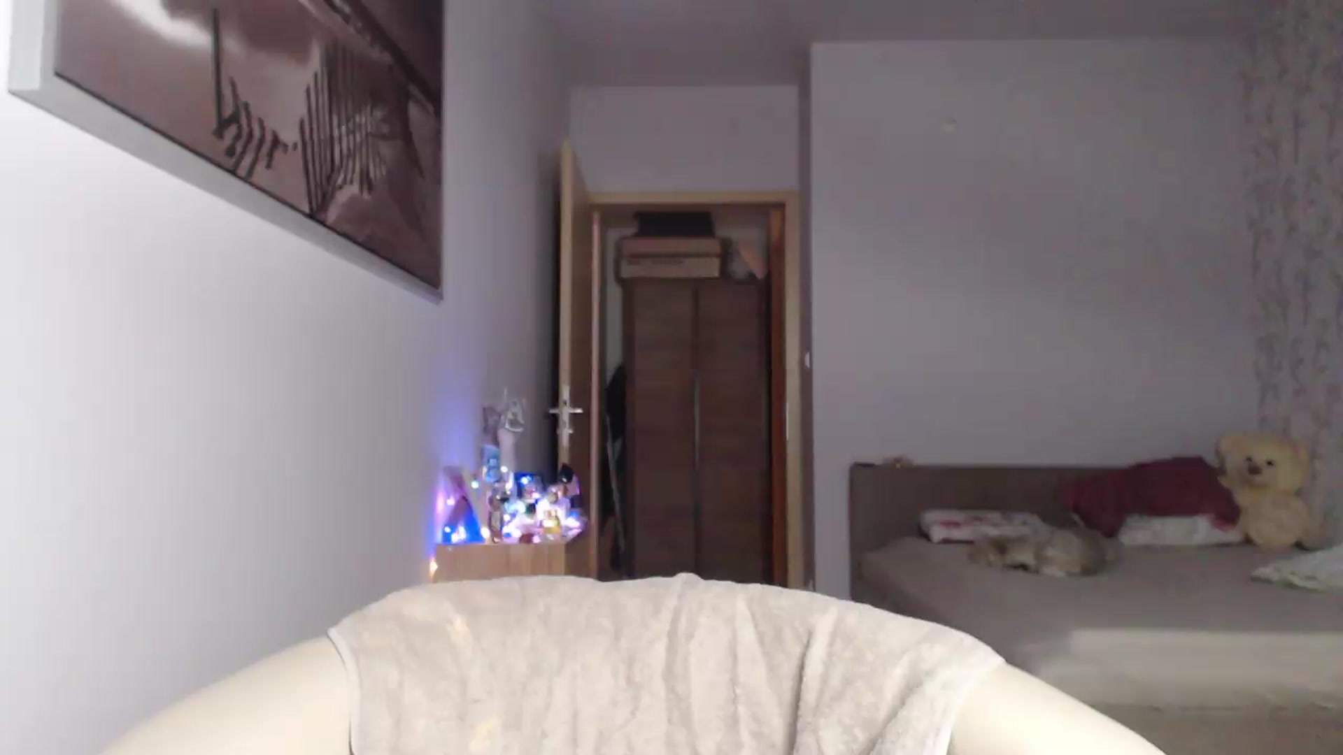 Gallery image thumbnail from AshleyJohnes's myfreecams stream on, 08/27/2026, 17:37 image 4 of 20
