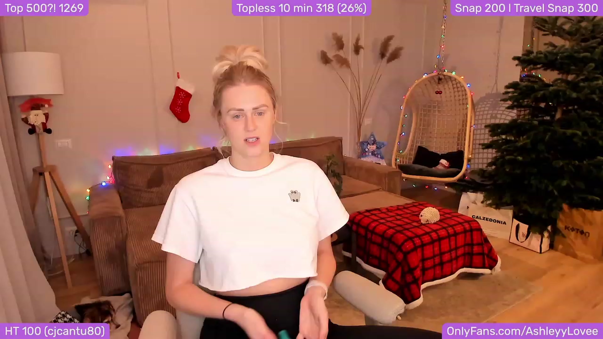 Gallery image thumbnail from AshleyLove's myfreecams stream on, 12/05/2023, 23:45 image 17 of 20